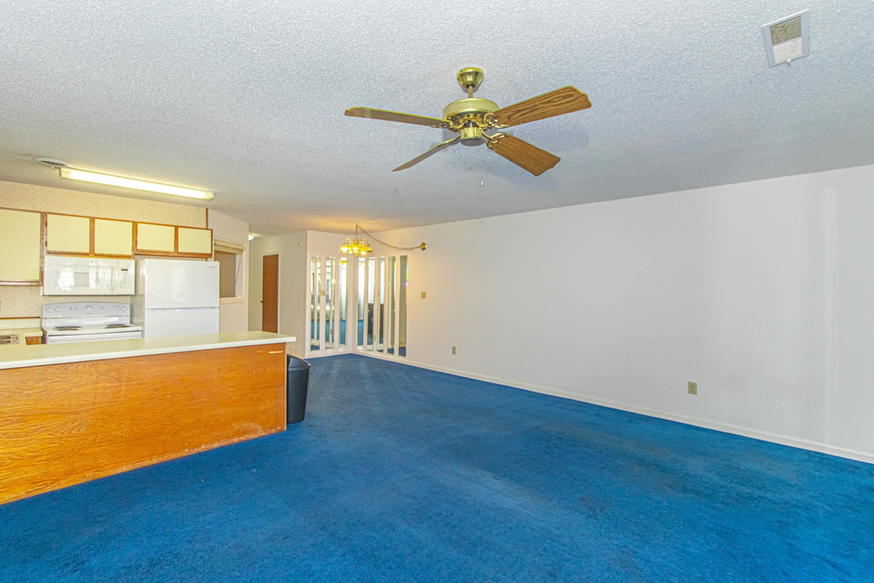 1870 Auburn Ln. Property Photo 11