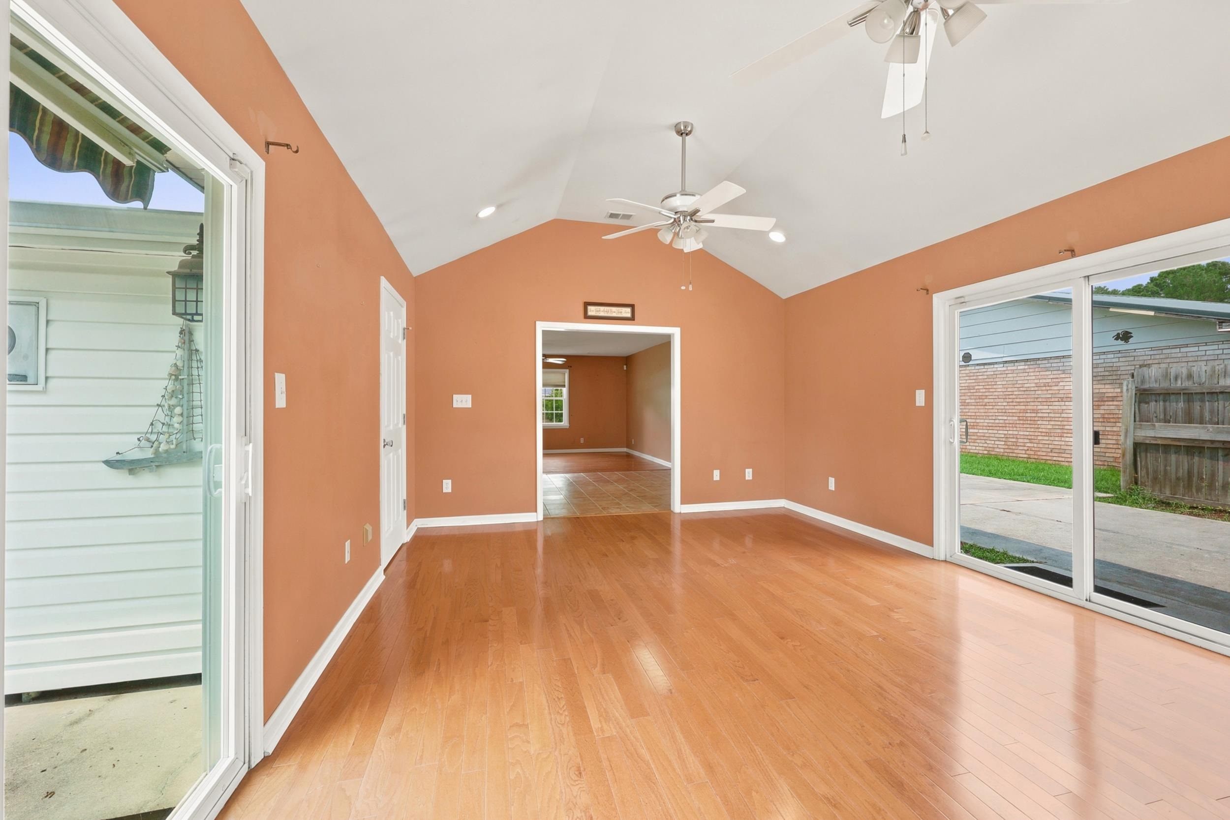 4637 Teakwood Dr. Property Photo 13