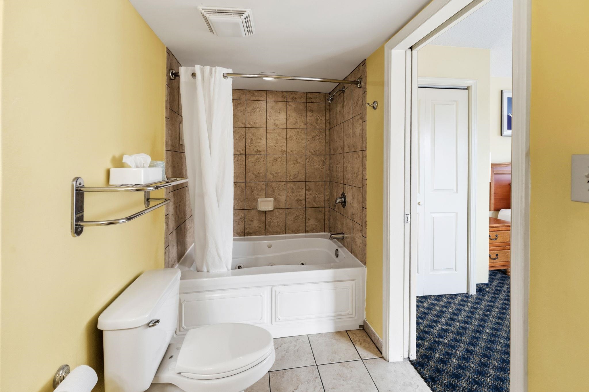 5300 N Ocean Blvd. Property Photo 21