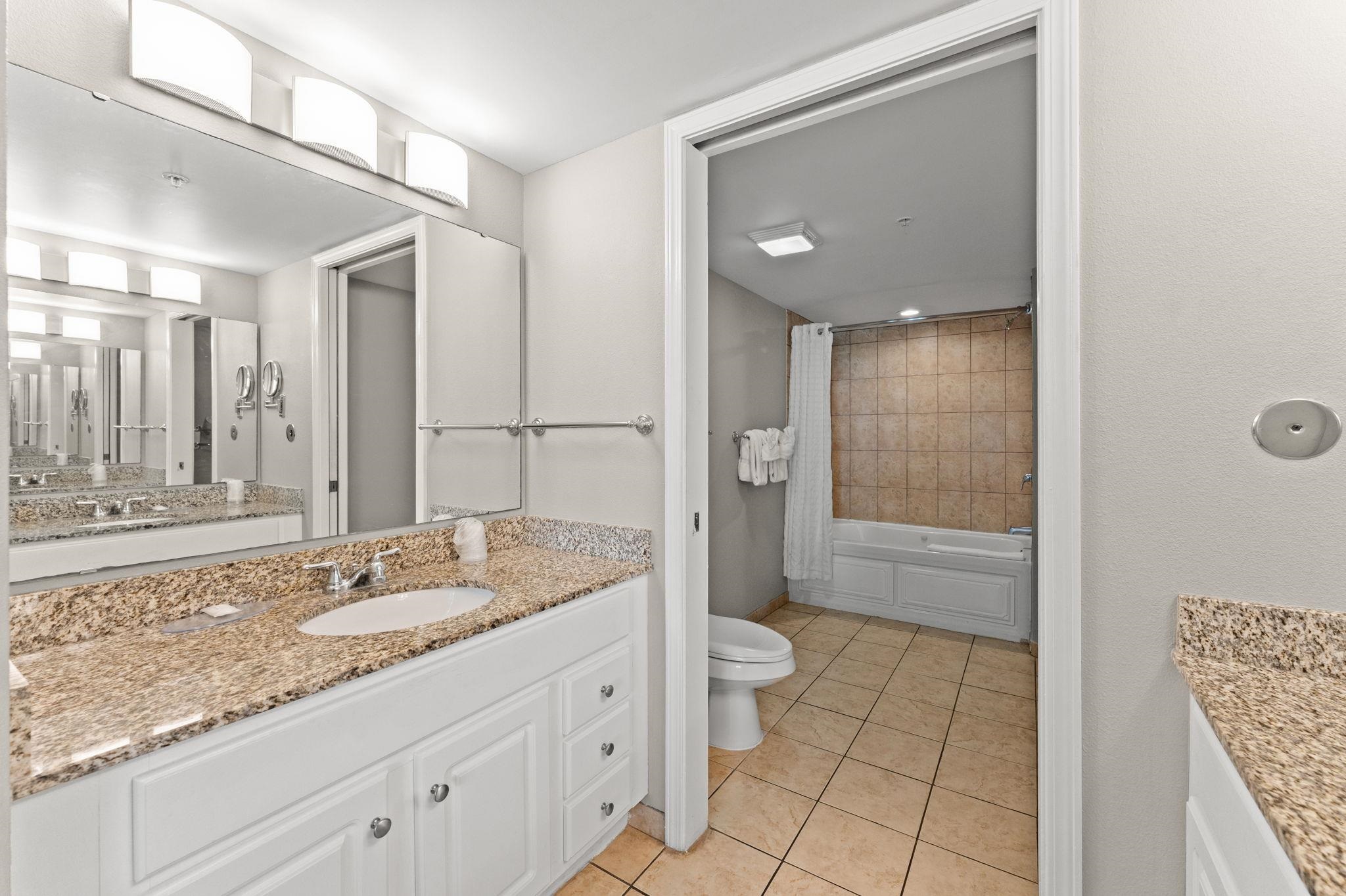 5300 N Ocean Blvd. Property Photo 15