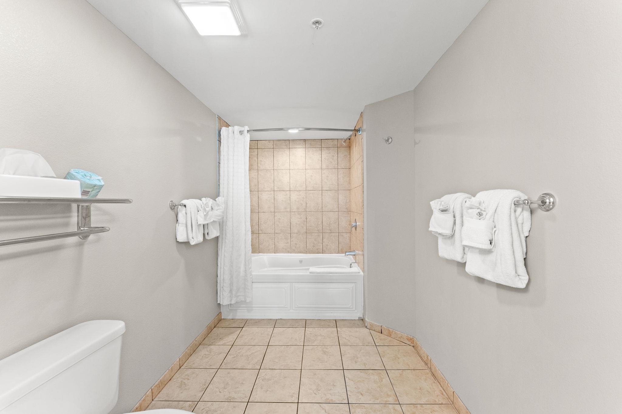 5300 N Ocean Blvd. Property Photo 17