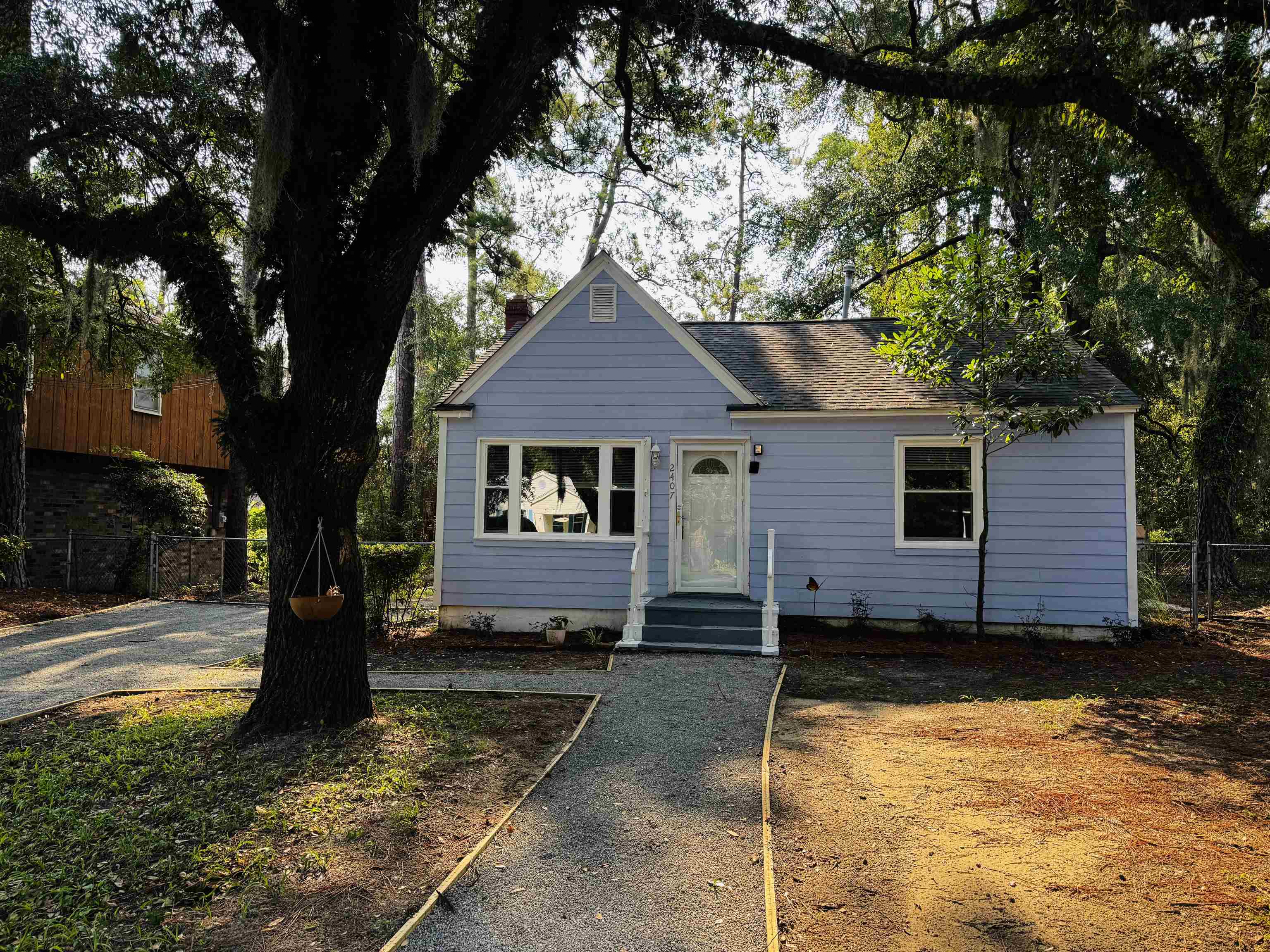 2407 South Island Rd. Property Photo 1