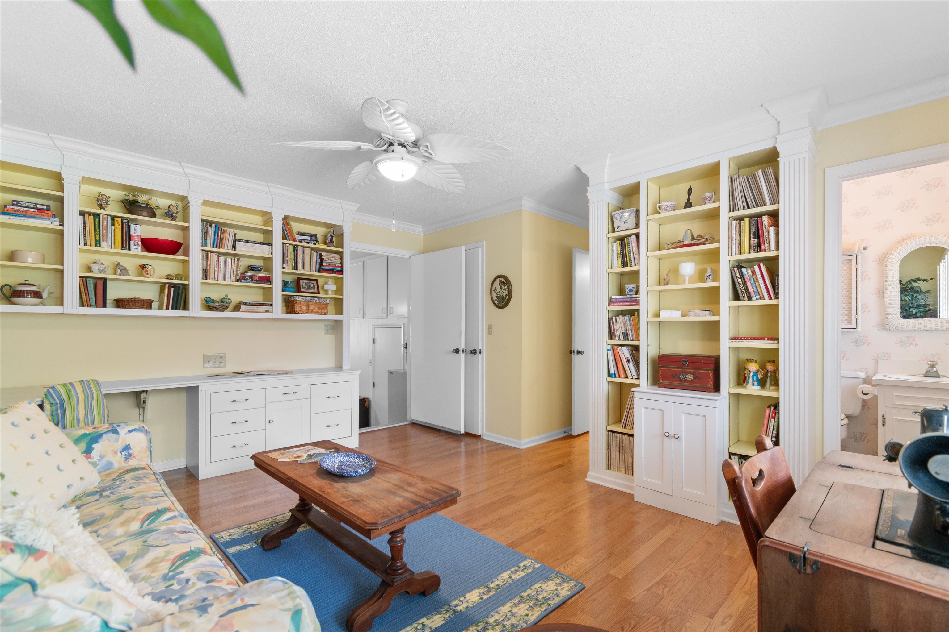 655 5th Ave. N Property Photo 16