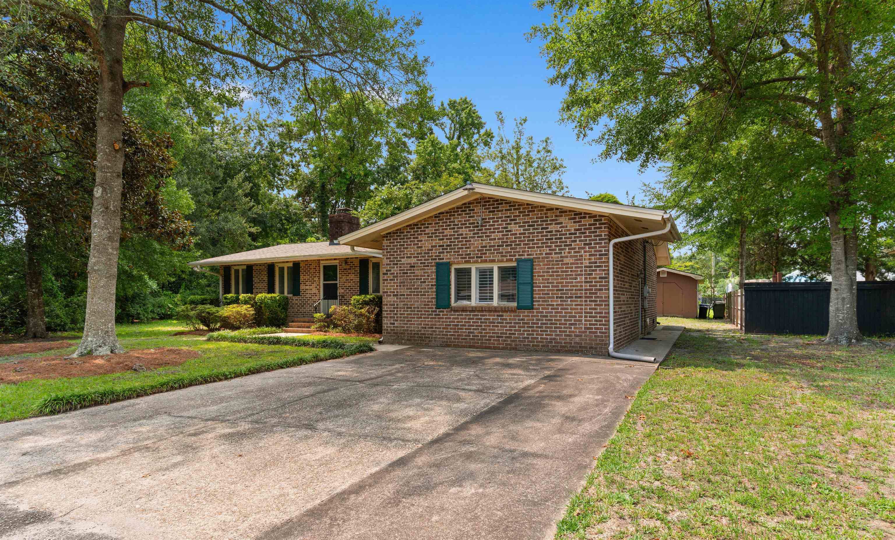 655 5th Ave. N Property Photo 33