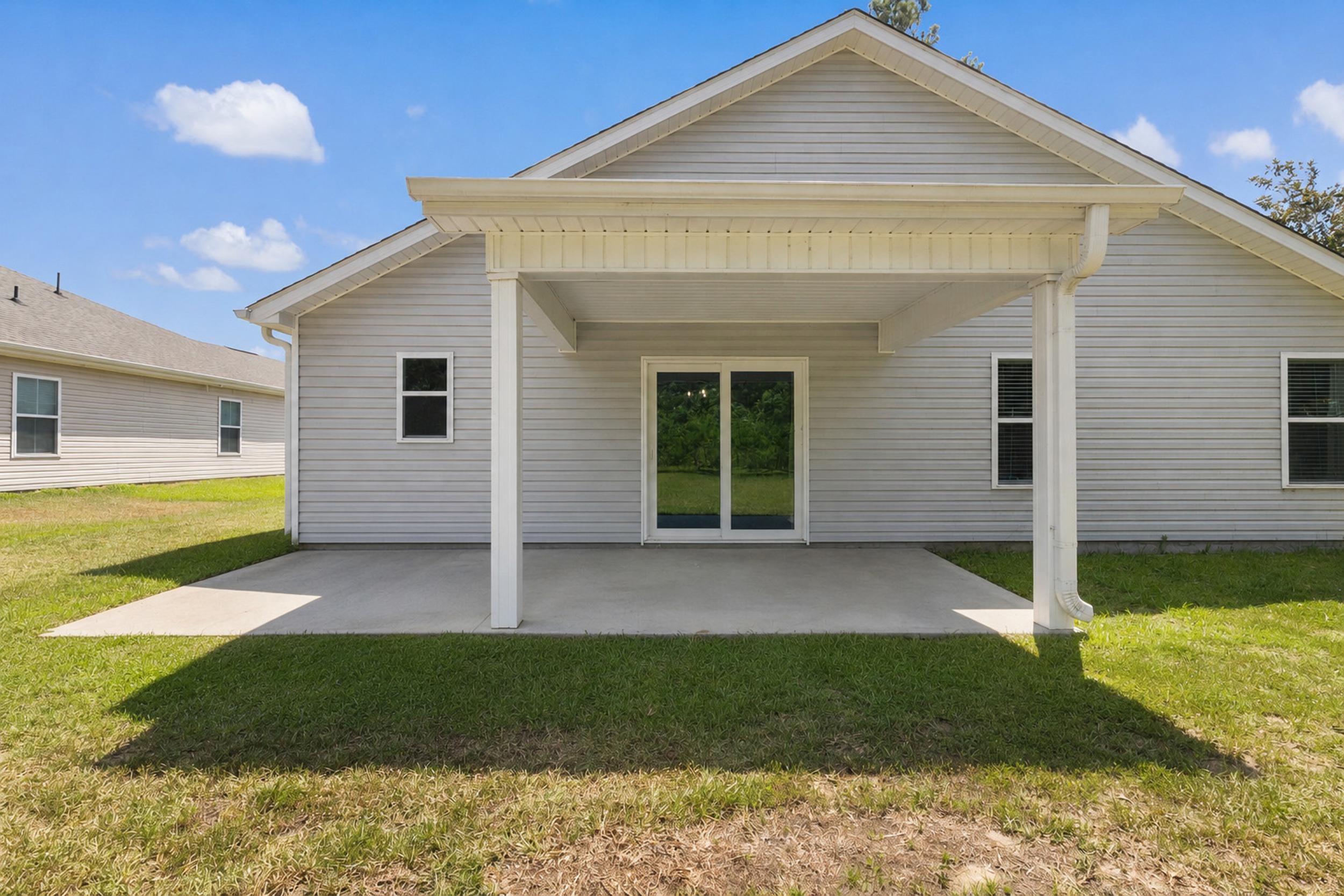 3911 Lake Dr. Property Photo 21