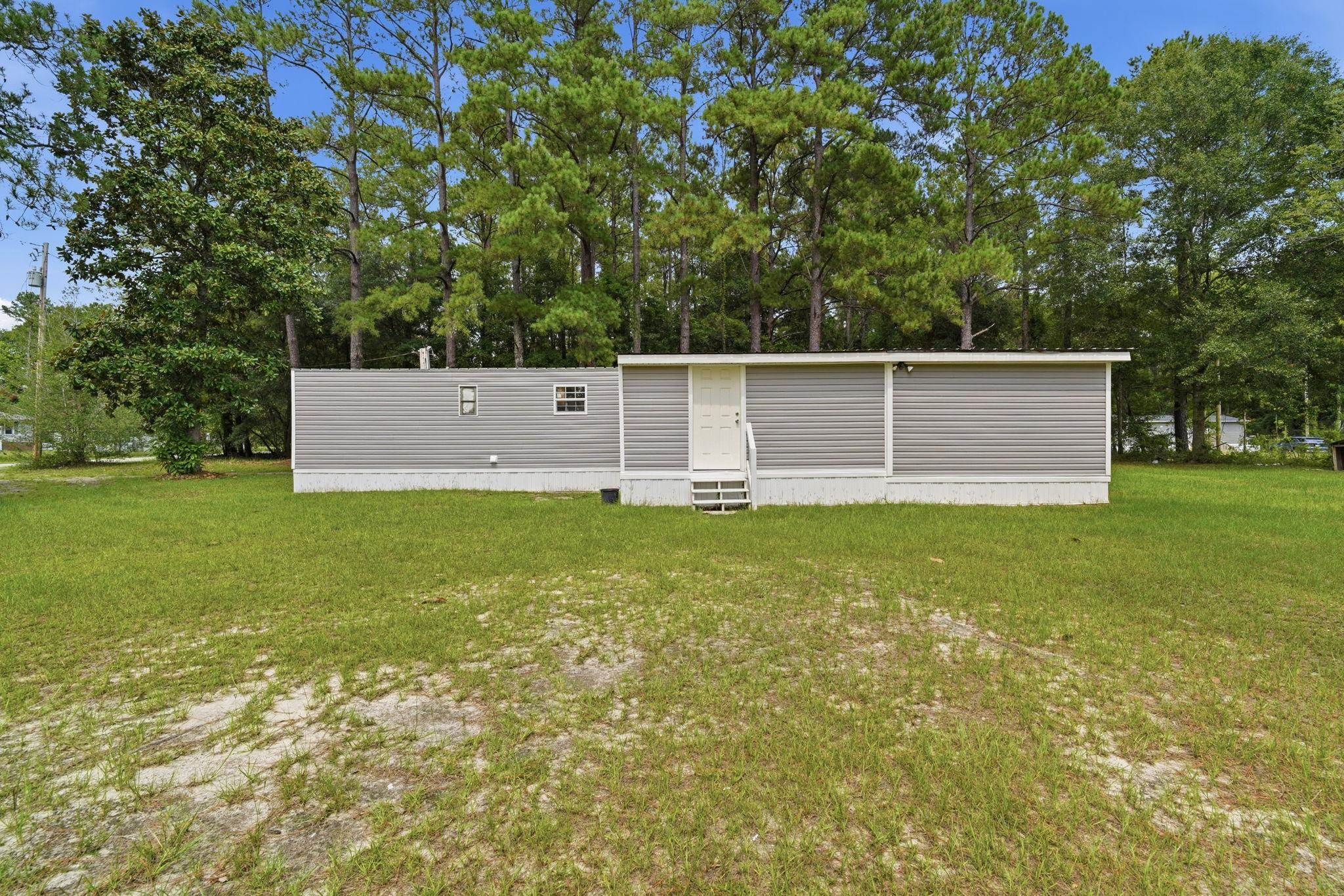 153 Crepe Myrtle Dr. Property Photo 2