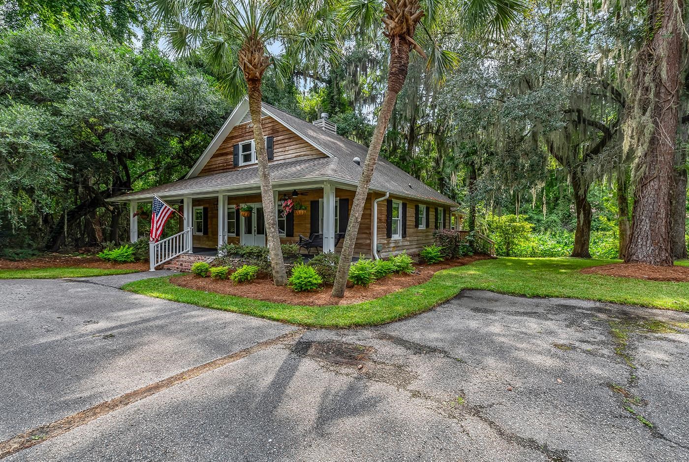 3338 Kings River Rd. Property Photo 1