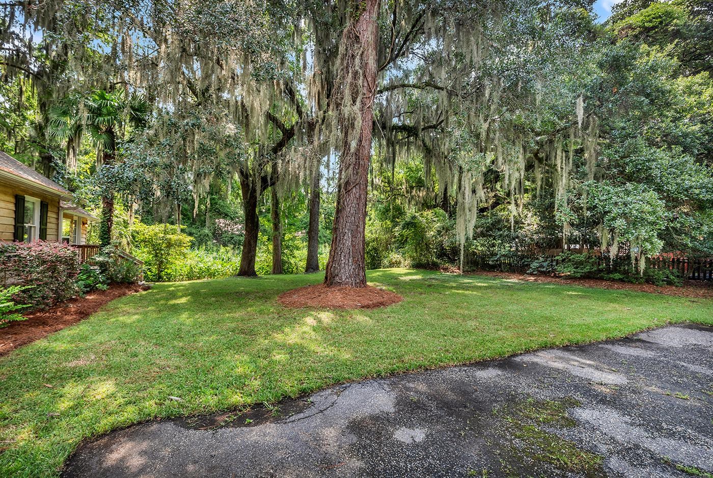3338 Kings River Rd. Property Photo 3