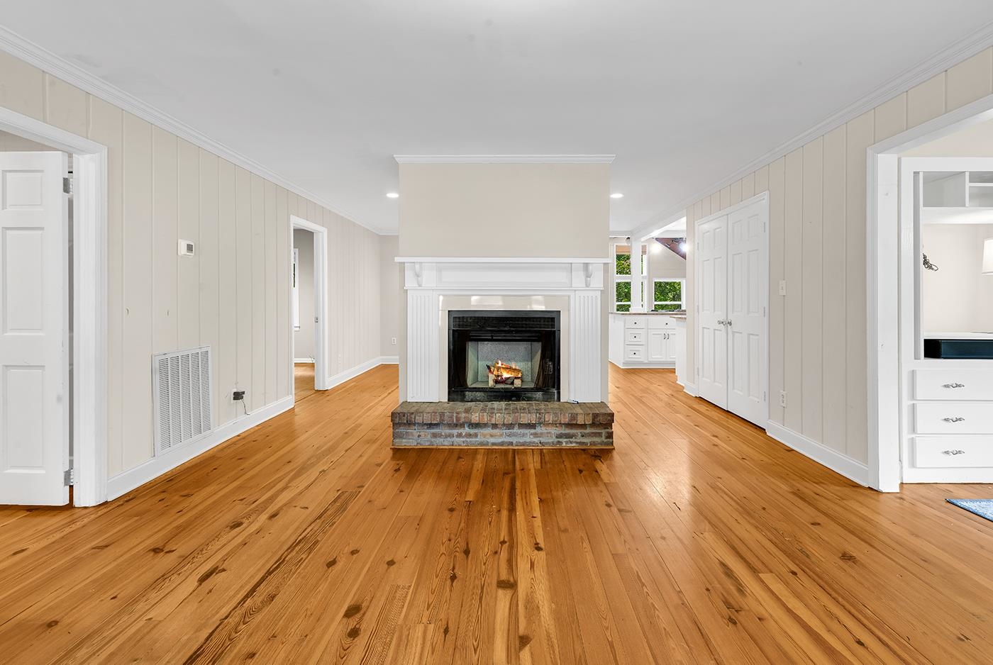 3338 Kings River Rd. Property Photo 8