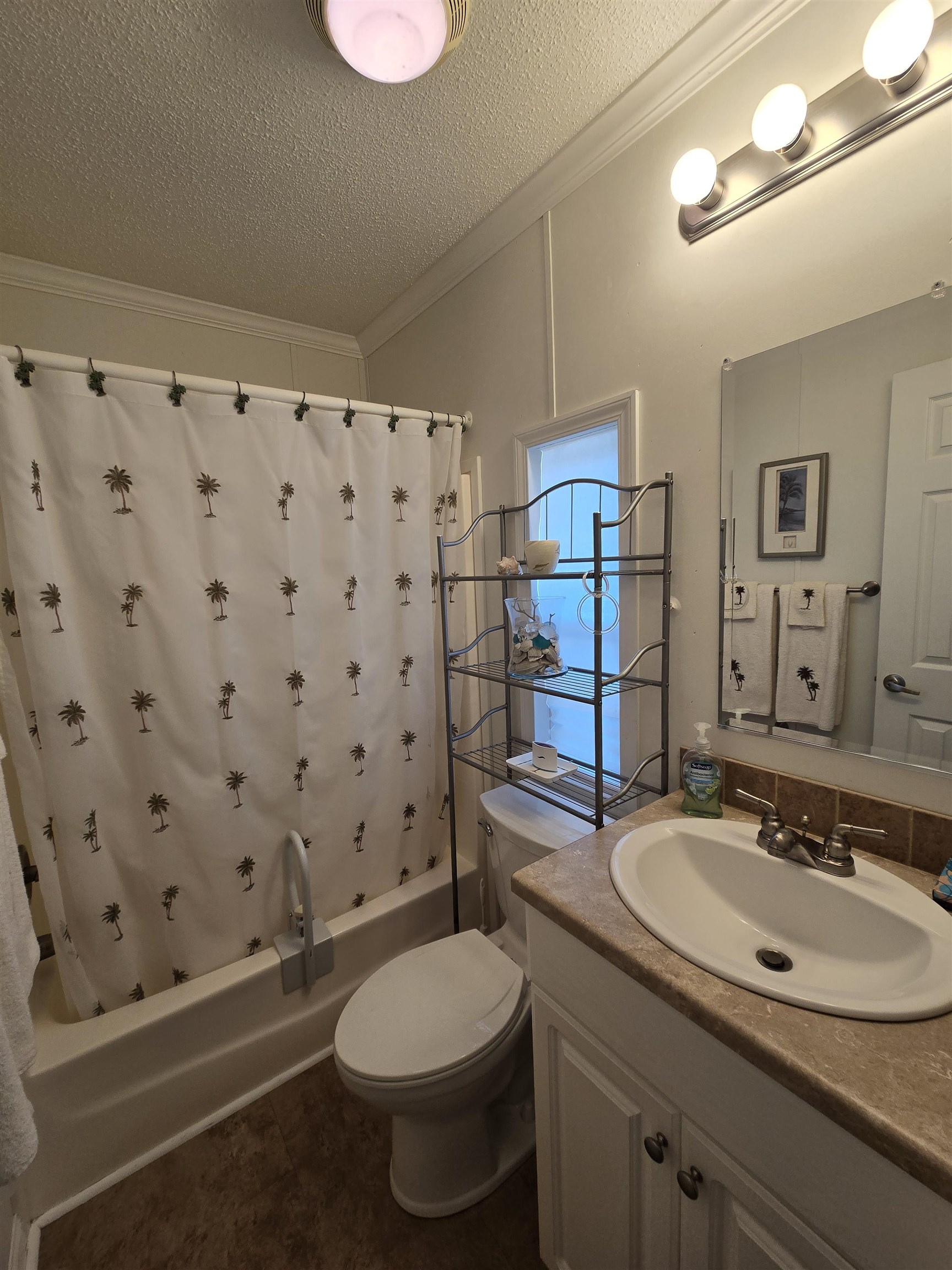 466 W Banks Dr. Property Photo 21