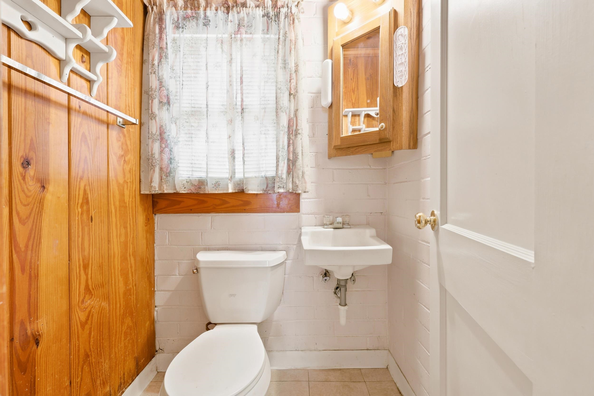2702 Havens Dr. Property Photo 18