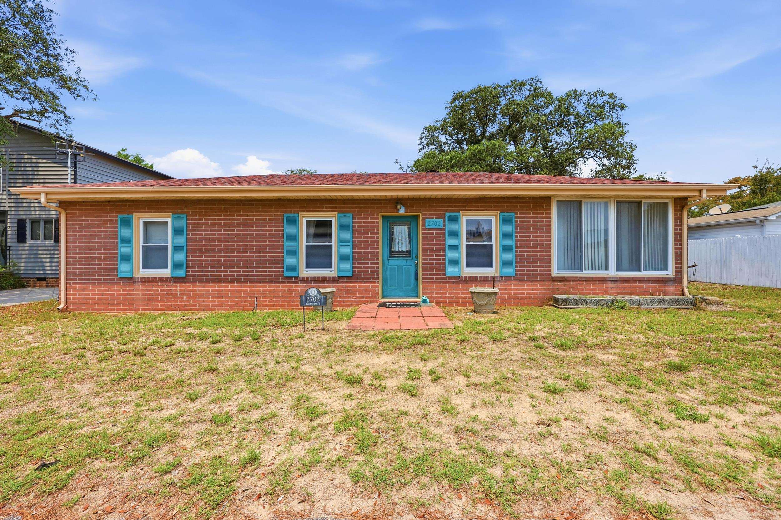 2702 Havens Dr. Property Photo 24