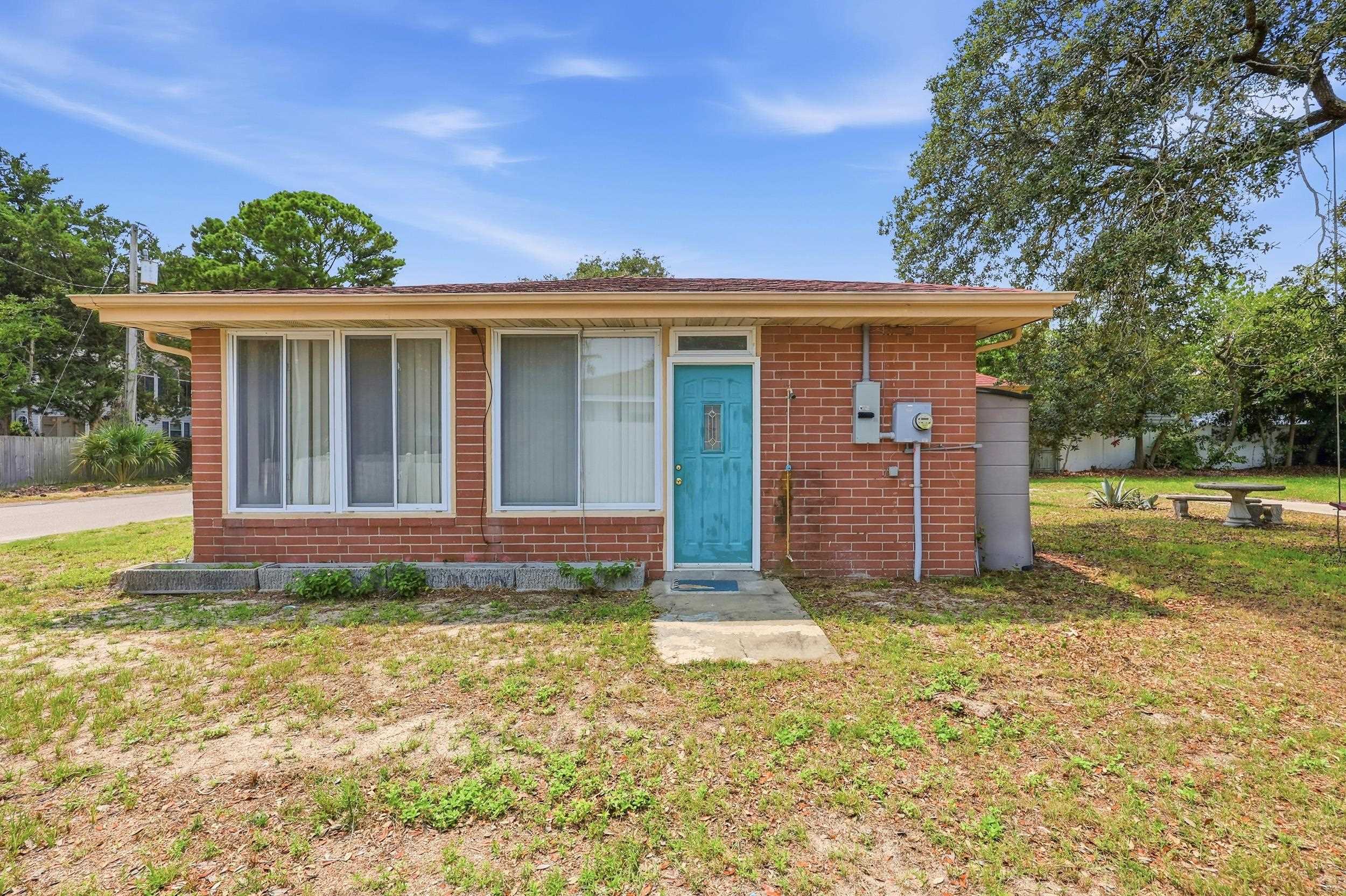 2702 Havens Dr. Property Photo 29
