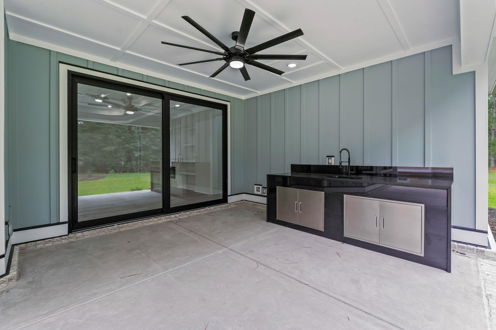 9454 Old Salem Way Property Photo 39