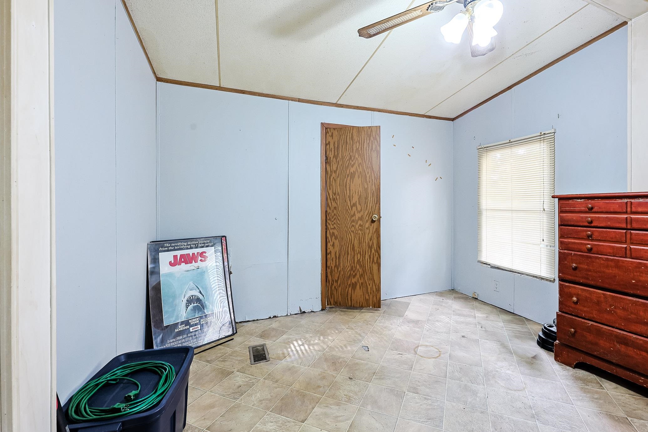 870 Pinetops Dr. Property Photo 9