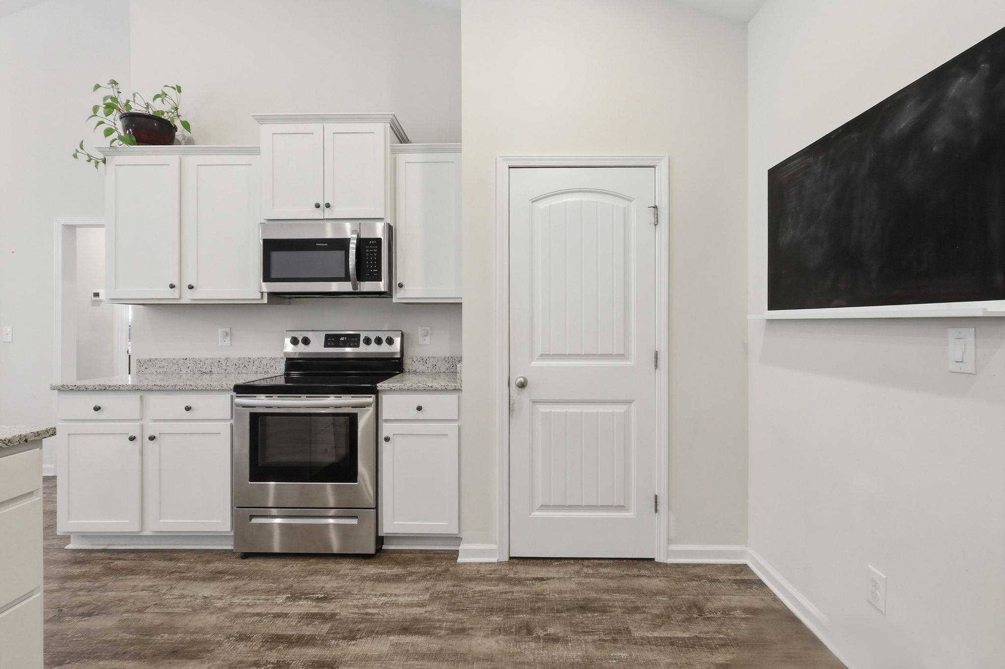 515 Allen St. Property Photo 11
