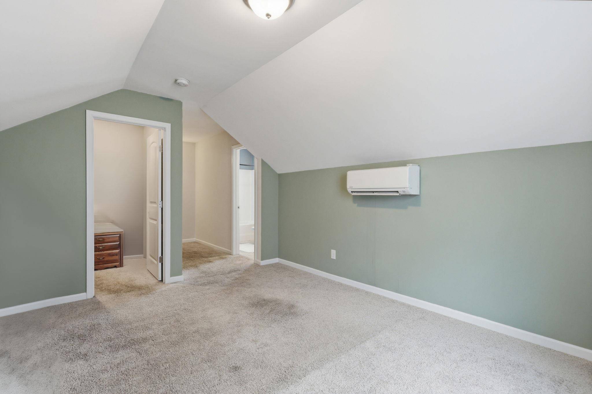 515 Allen St. Property Photo 18