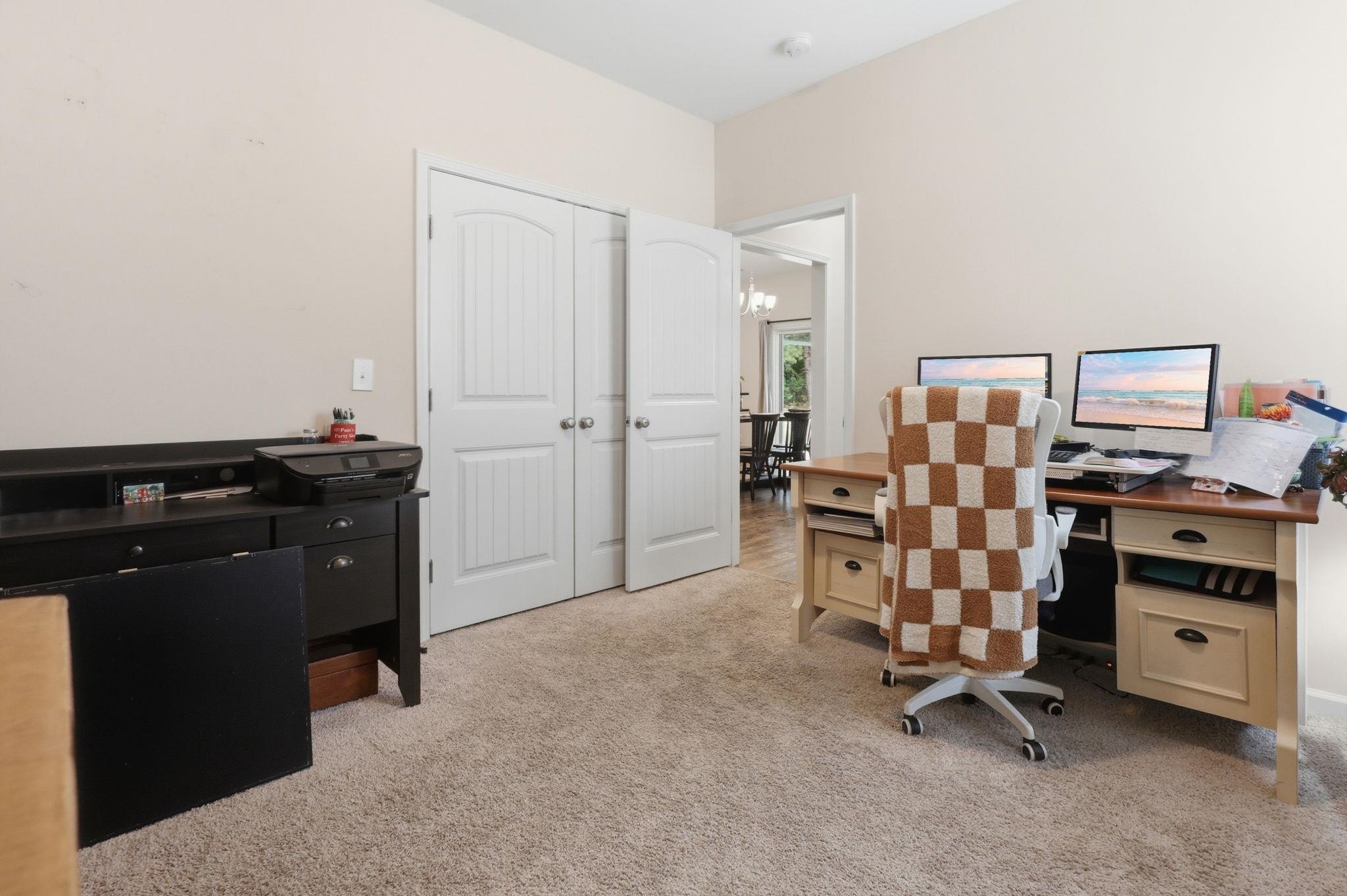 515 Allen St. Property Photo 22