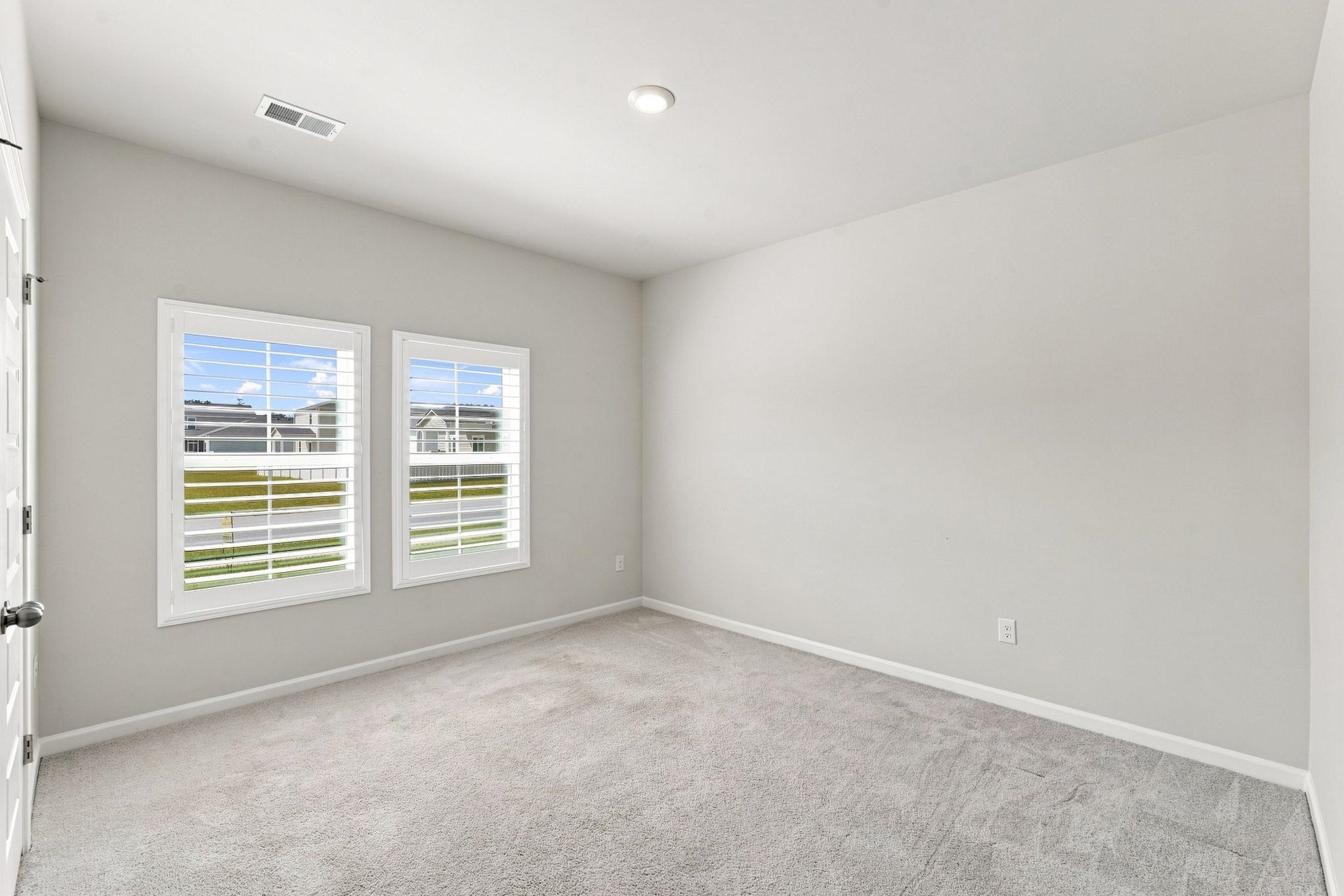 8160 Forest Edge Dr. Property Photo 23