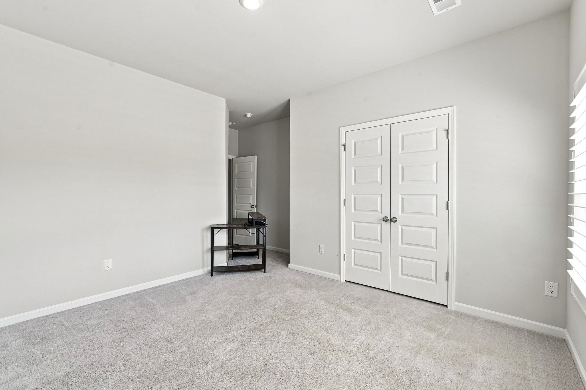 8160 Forest Edge Dr. Property Photo 24