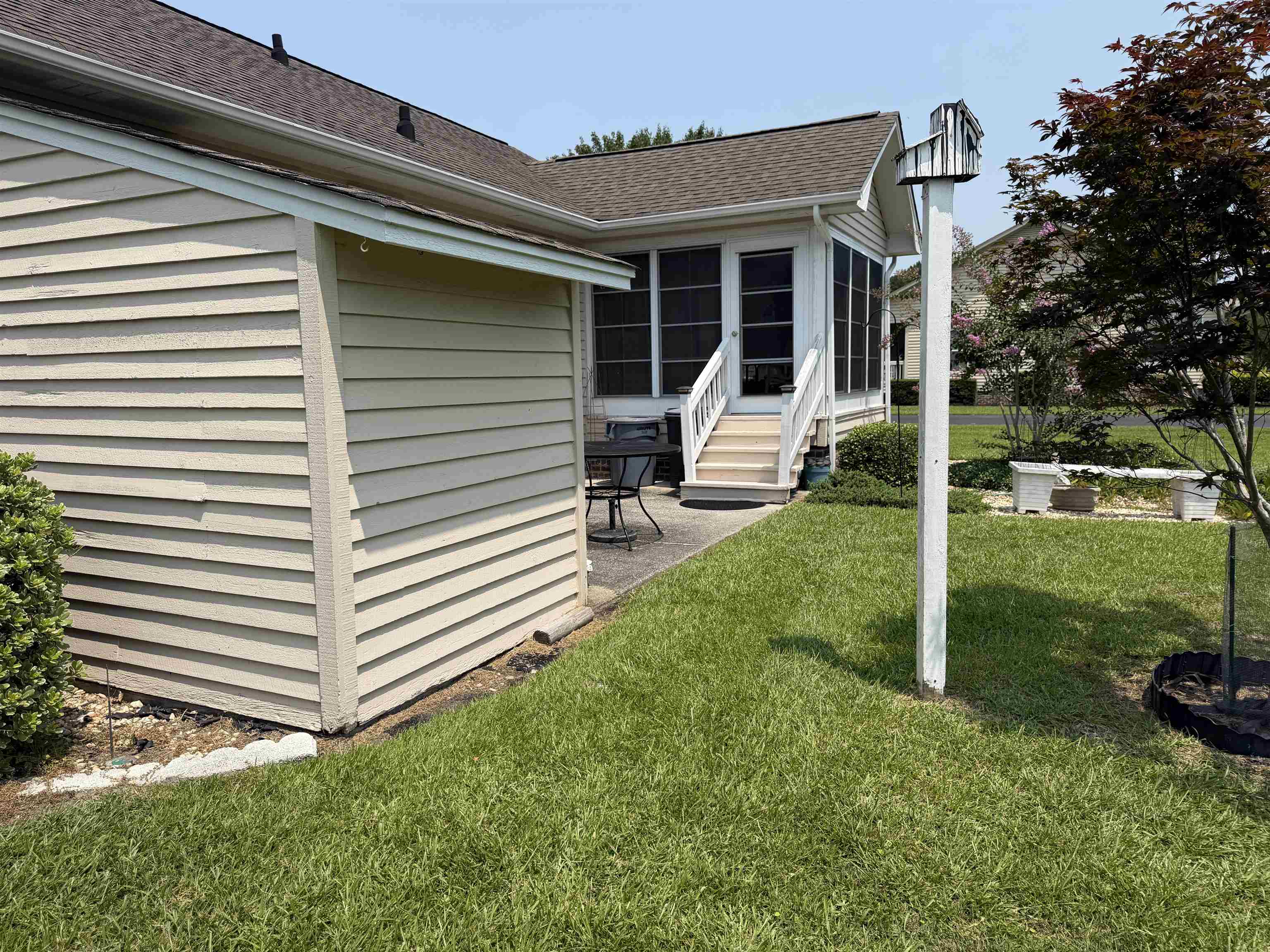 9456 Timber Row Property Photo 10
