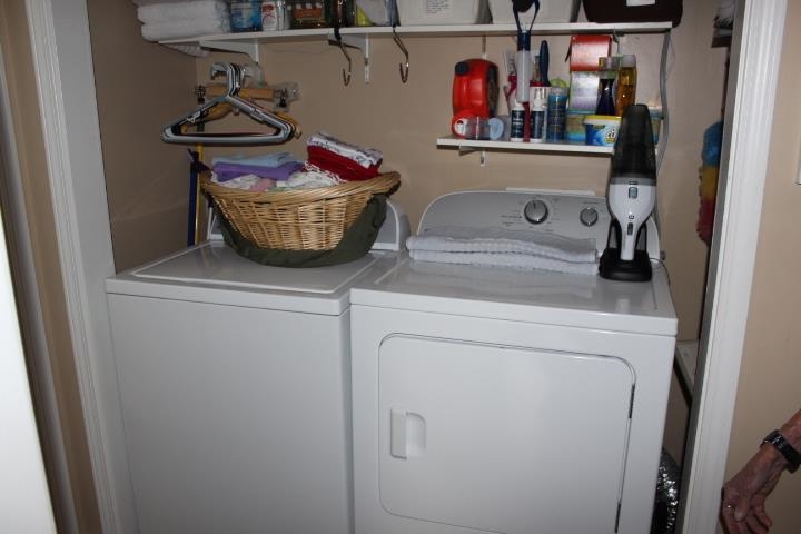 9456 Timber Row Property Photo 32