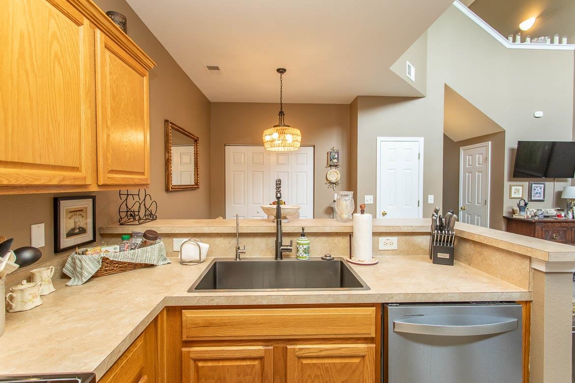 159 Chenoa Dr. Property Photo 17