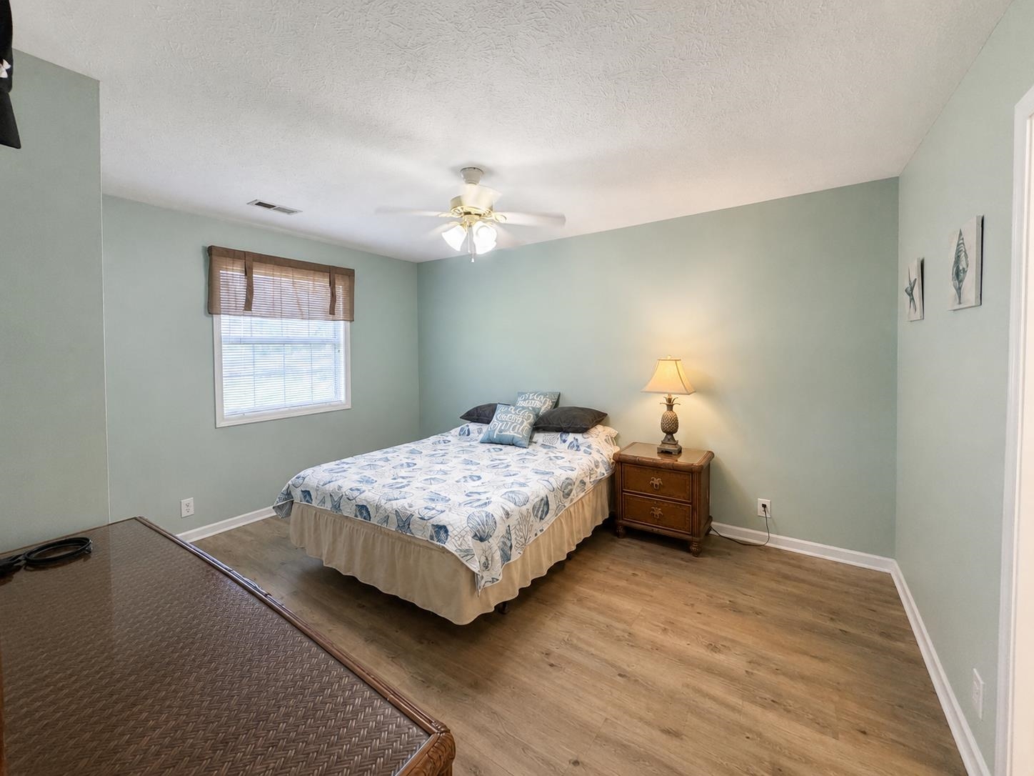 657 Tupelo Ln. Property Photo 15