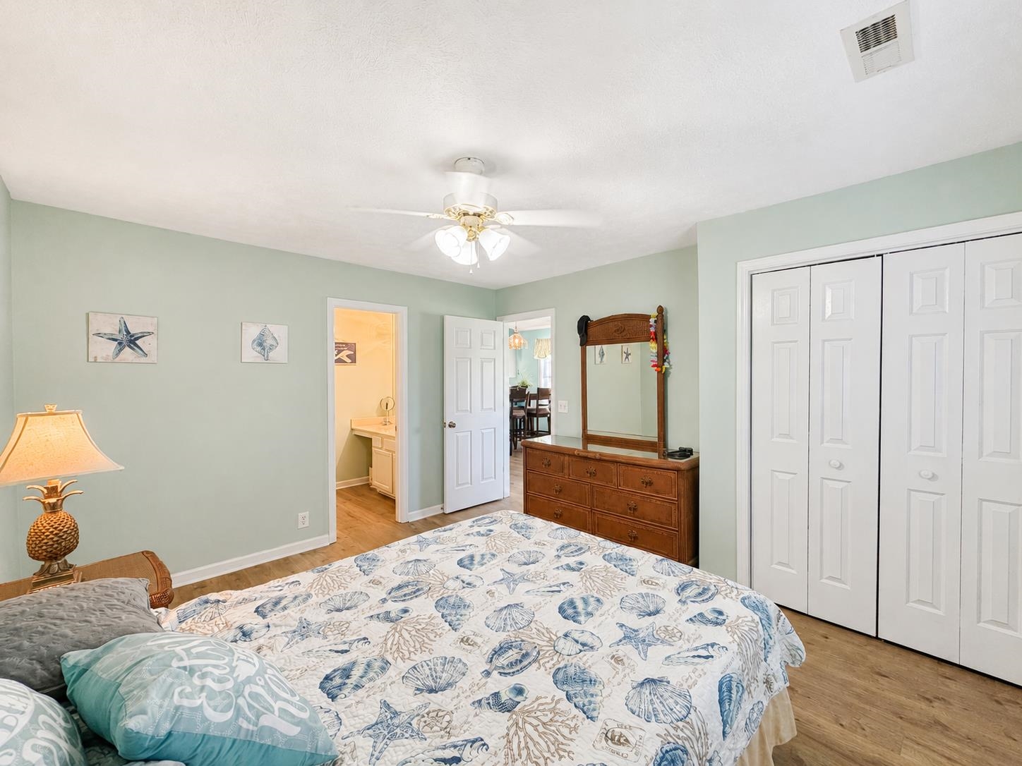 657 Tupelo Ln. Property Photo 17