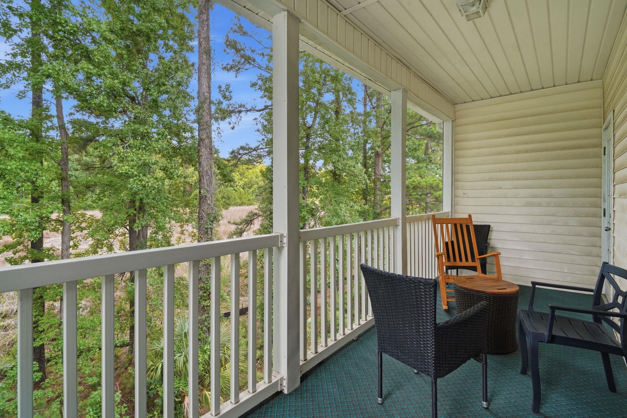 1302 River Oaks Dr. Property Photo 27