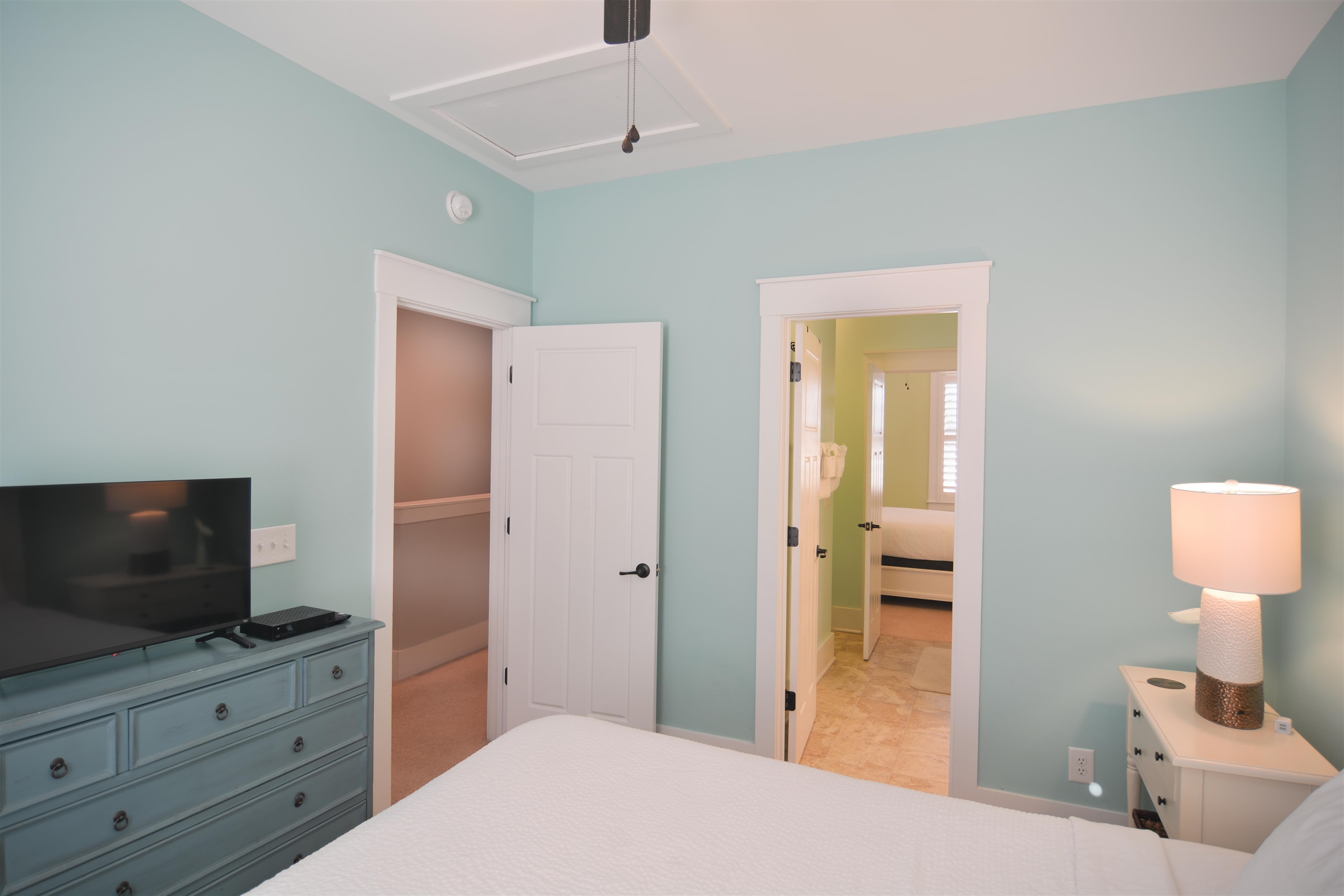 573 Olde Mill Dr. Property Photo 23