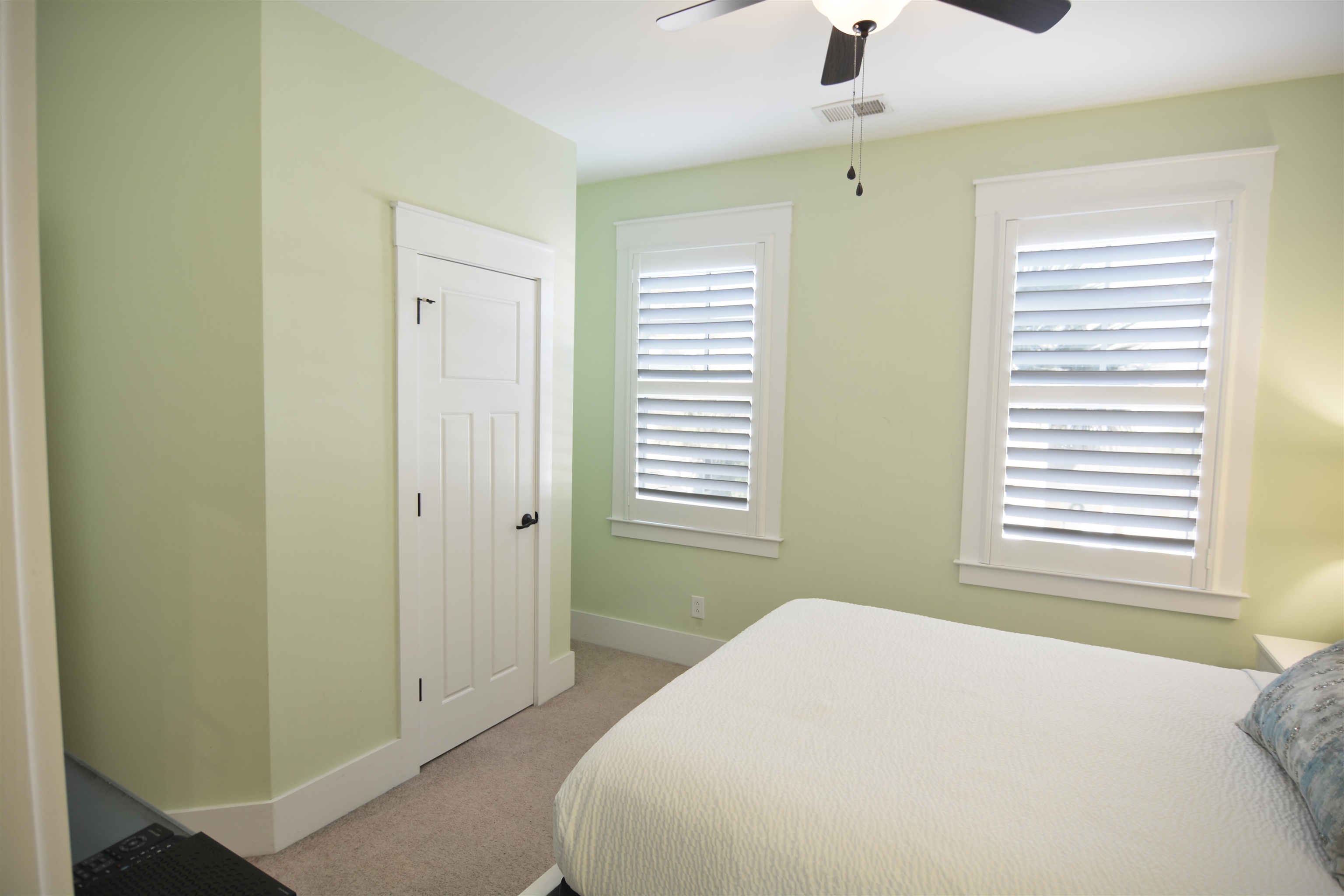 573 Olde Mill Dr. Property Photo 26