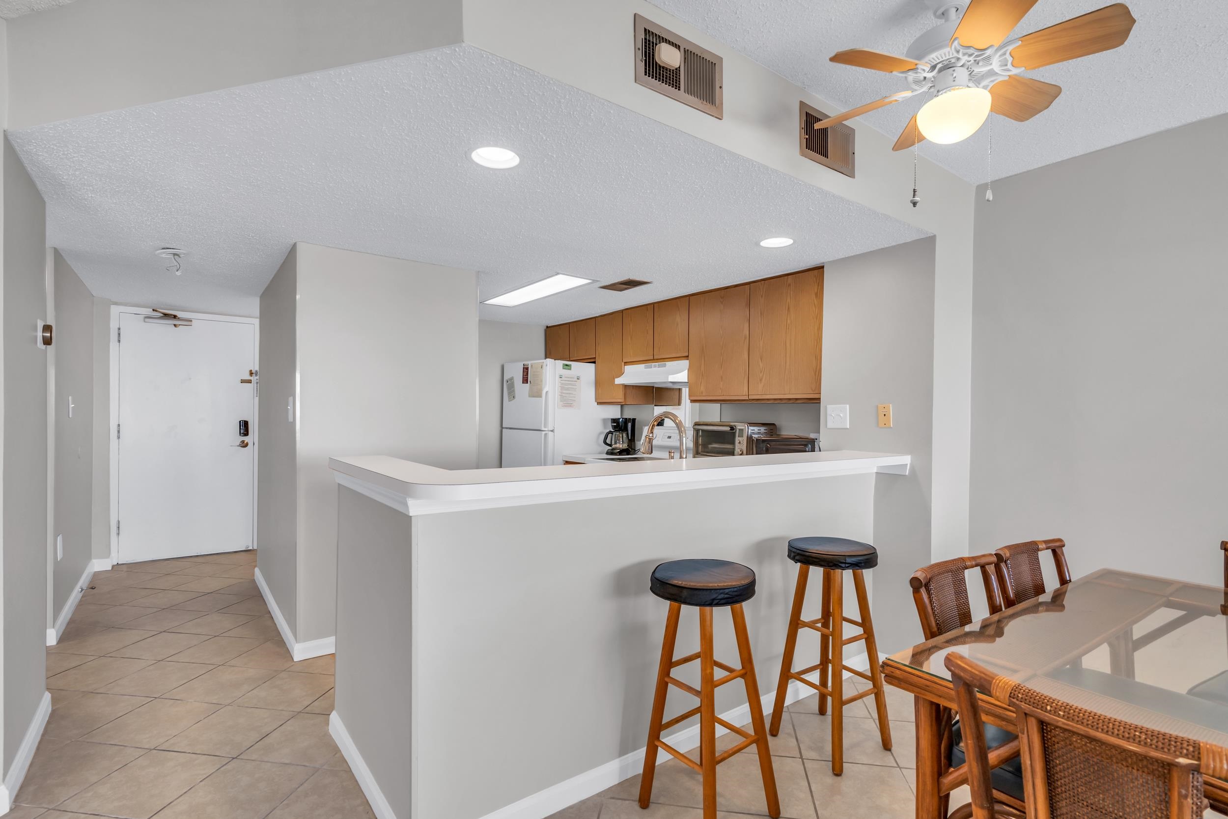 5806 N Ocean Blvd. Property Photo 10