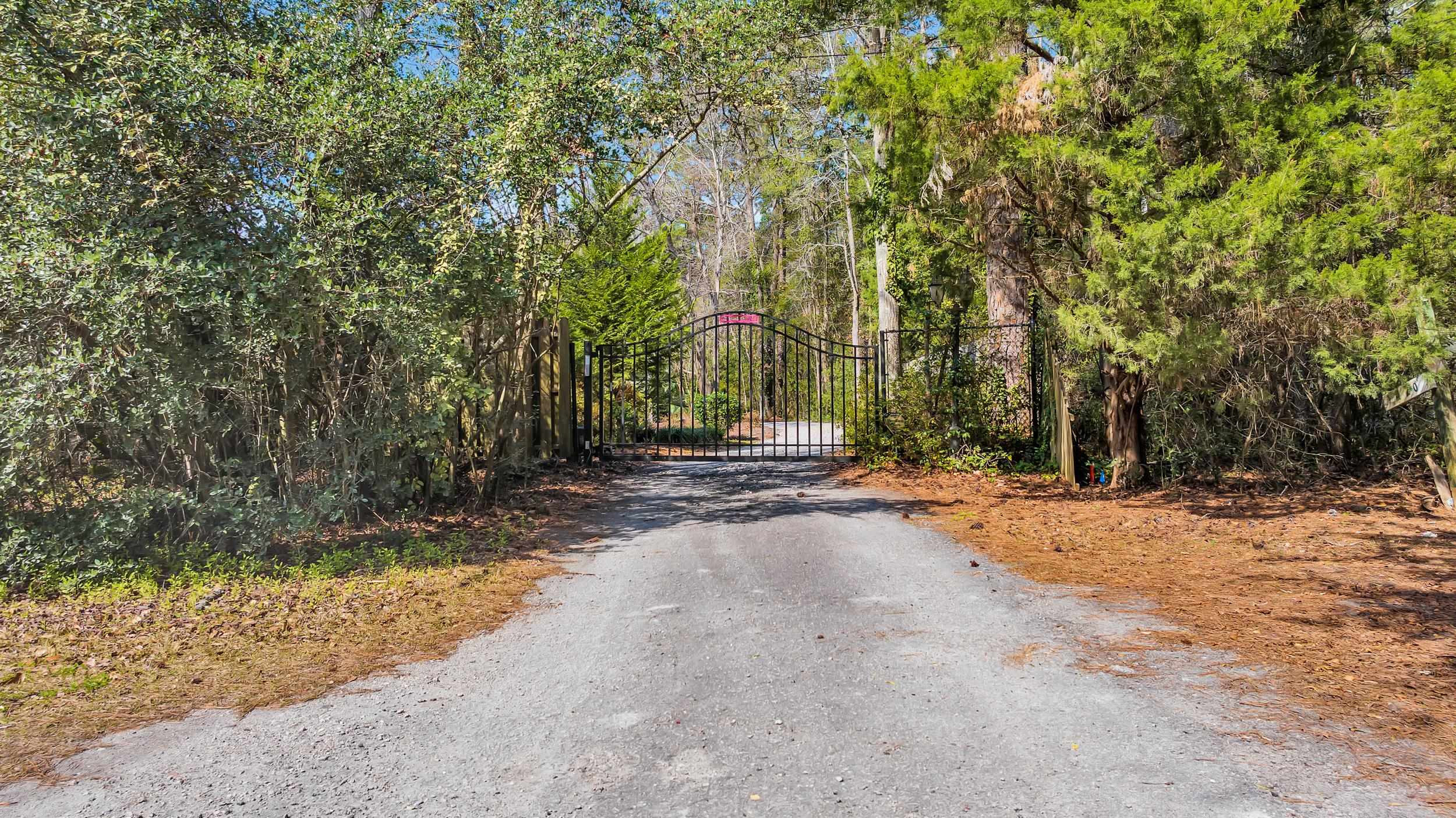 1444 Will-go Ave. Property Photo 2