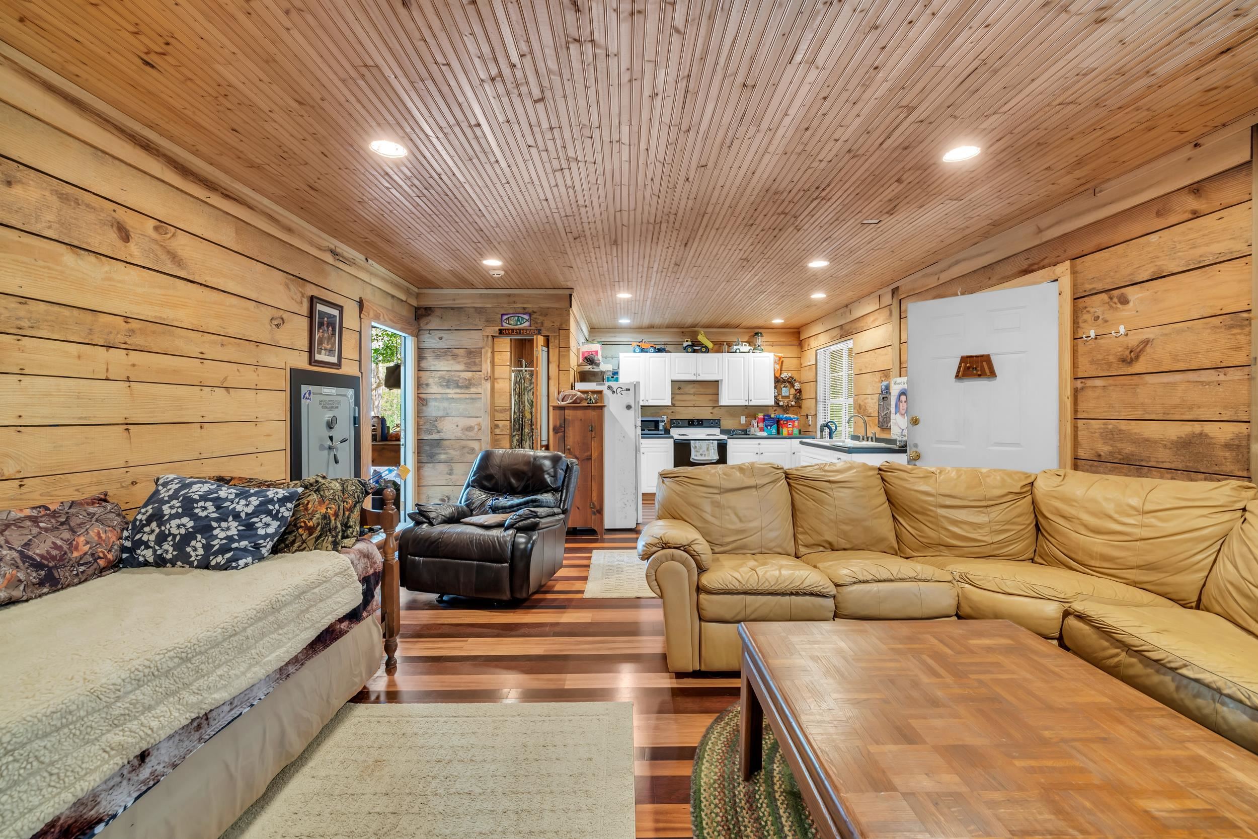 1444 Will-go Ave. Property Photo 39