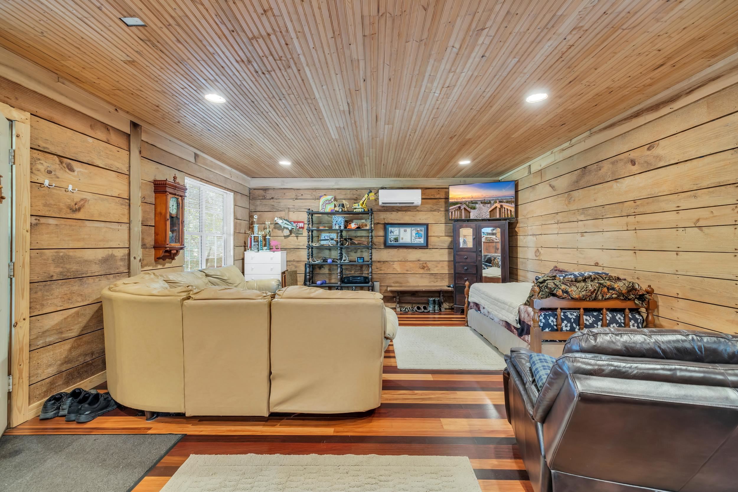 1444 Will-go Ave. Property Photo 41