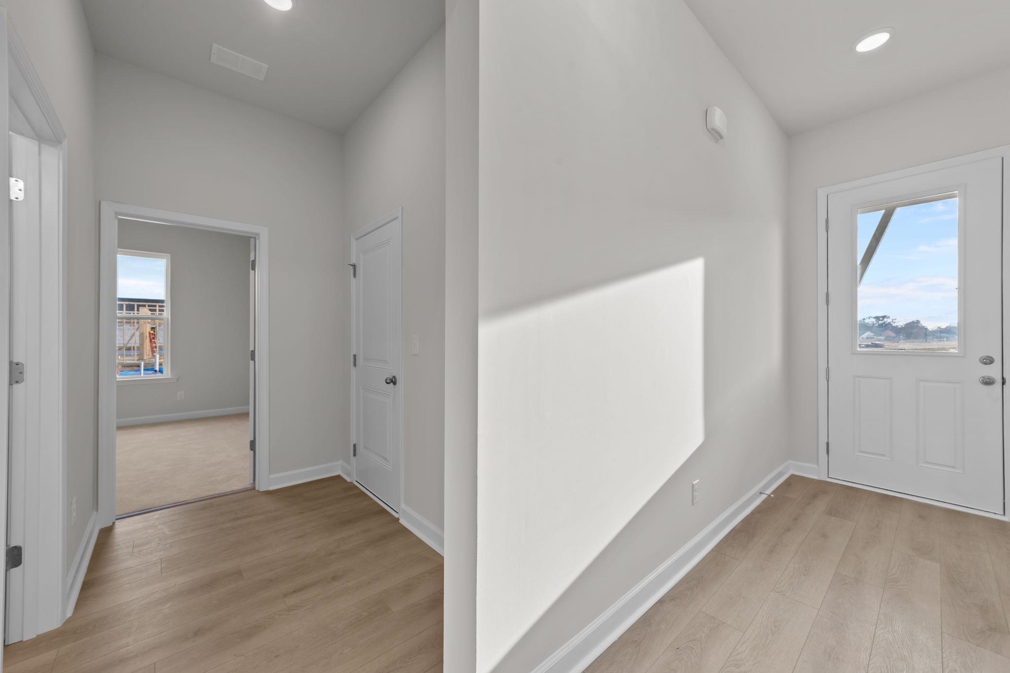 943 Triton Ave. Property Photo 7