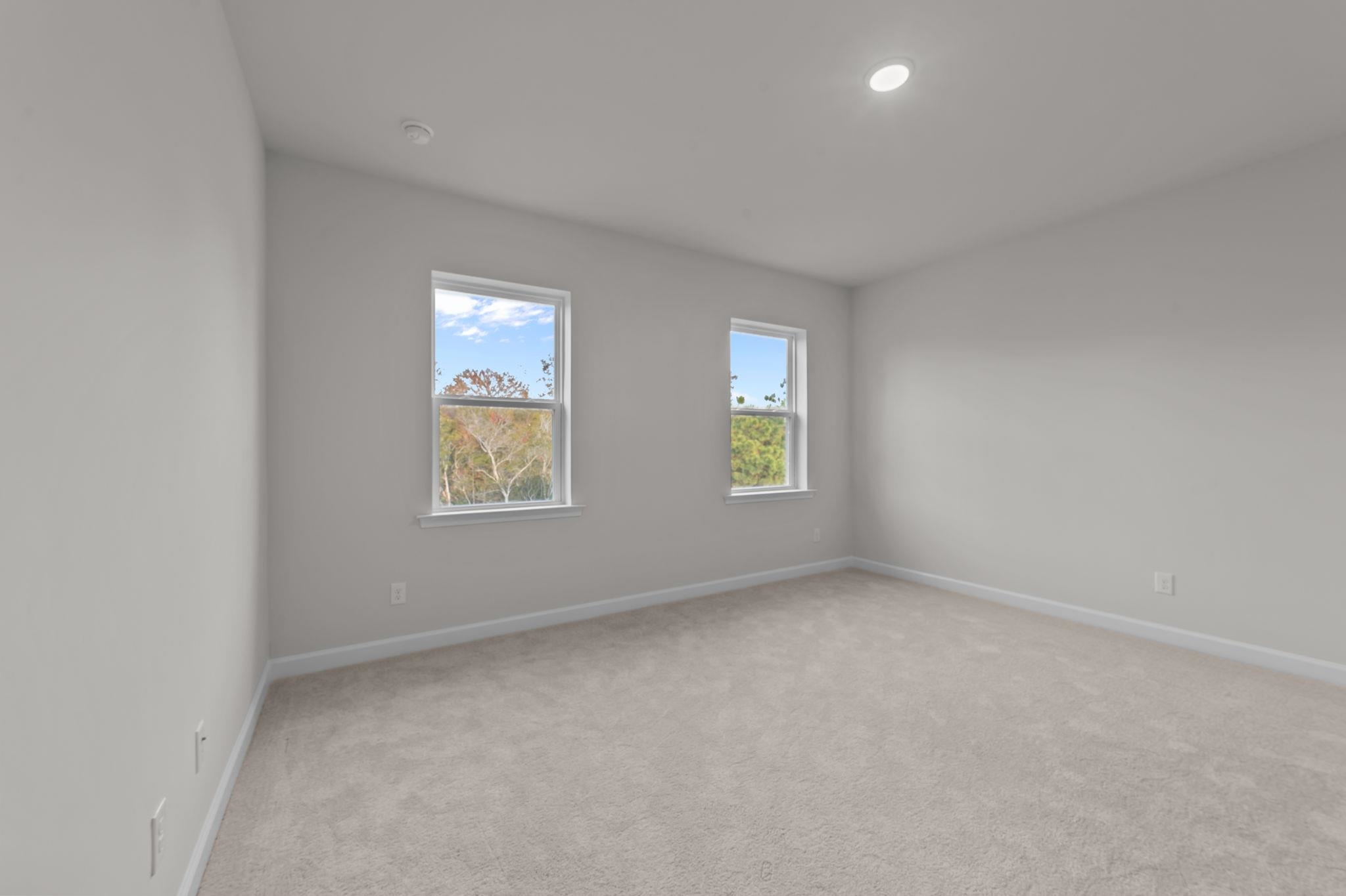 943 Triton Ave. Property Photo 23