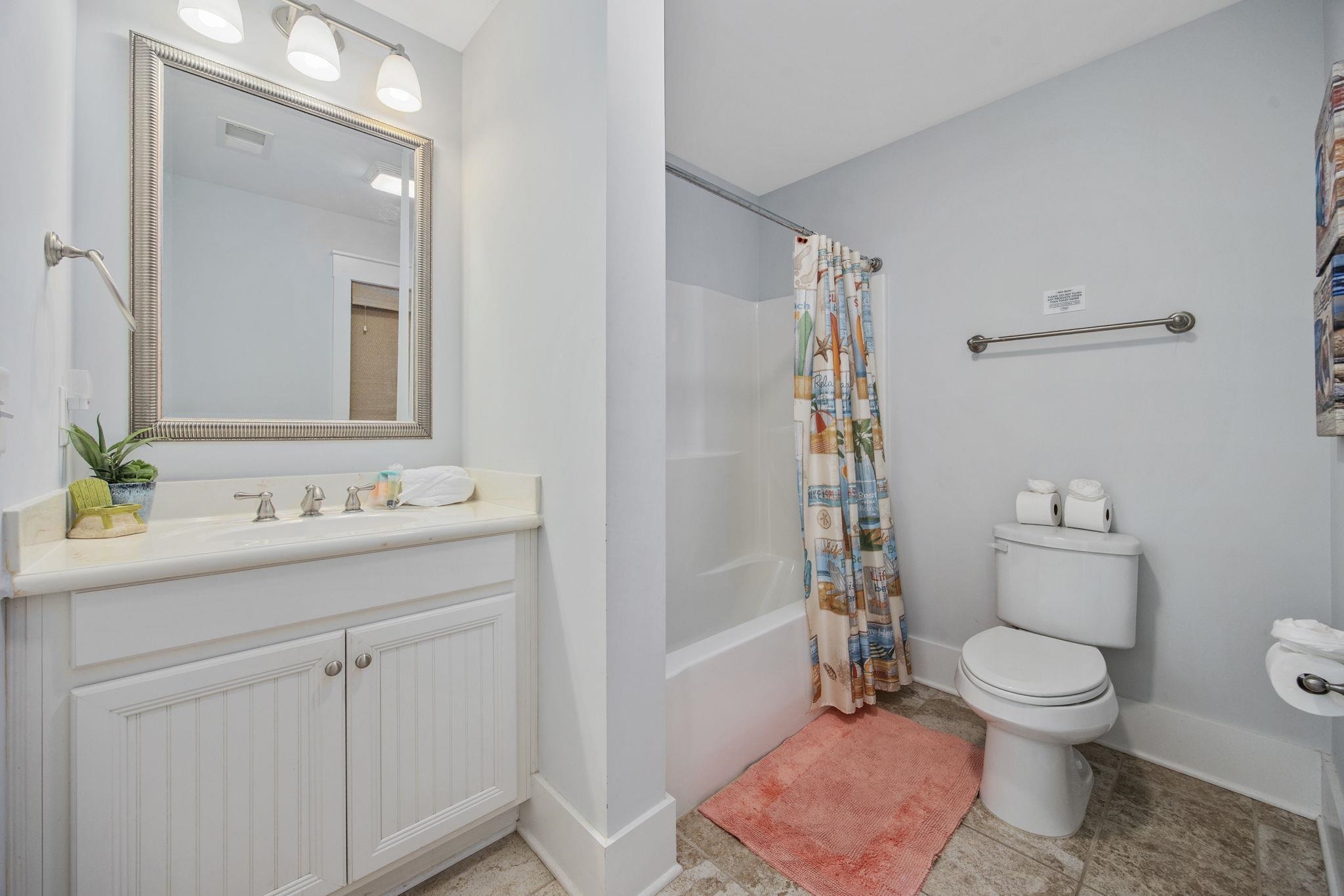 820 Madiera Dr. Property Photo 21