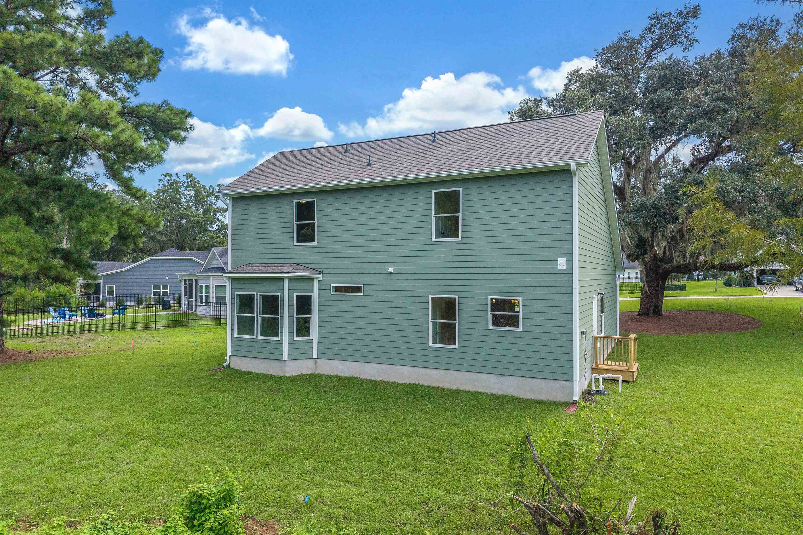 157 Board Landing Circle Property Photo 3