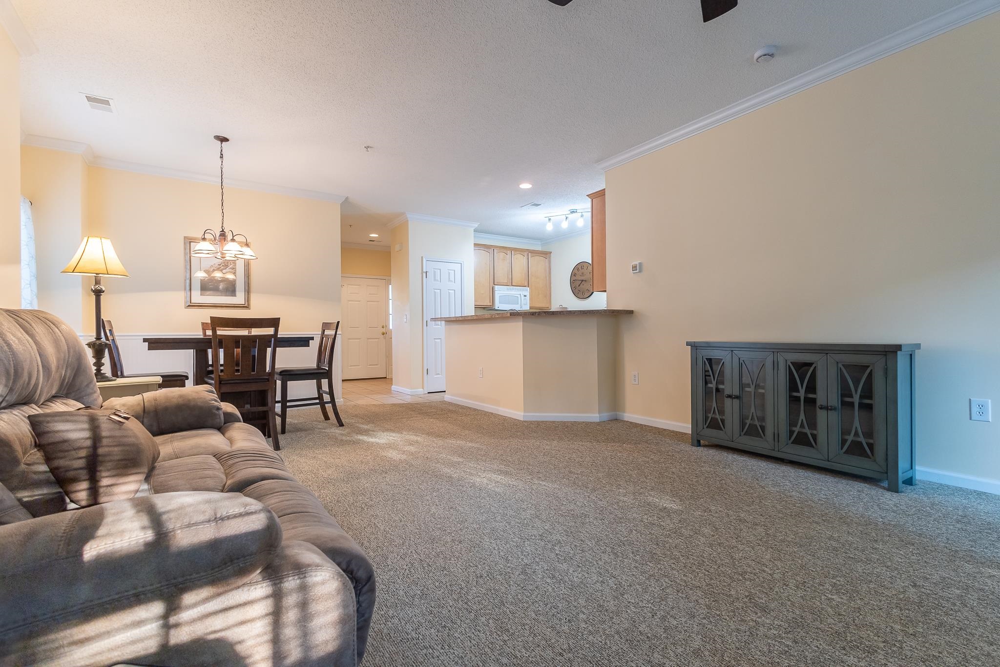 5828 Longwood Dr. Property Photo 16