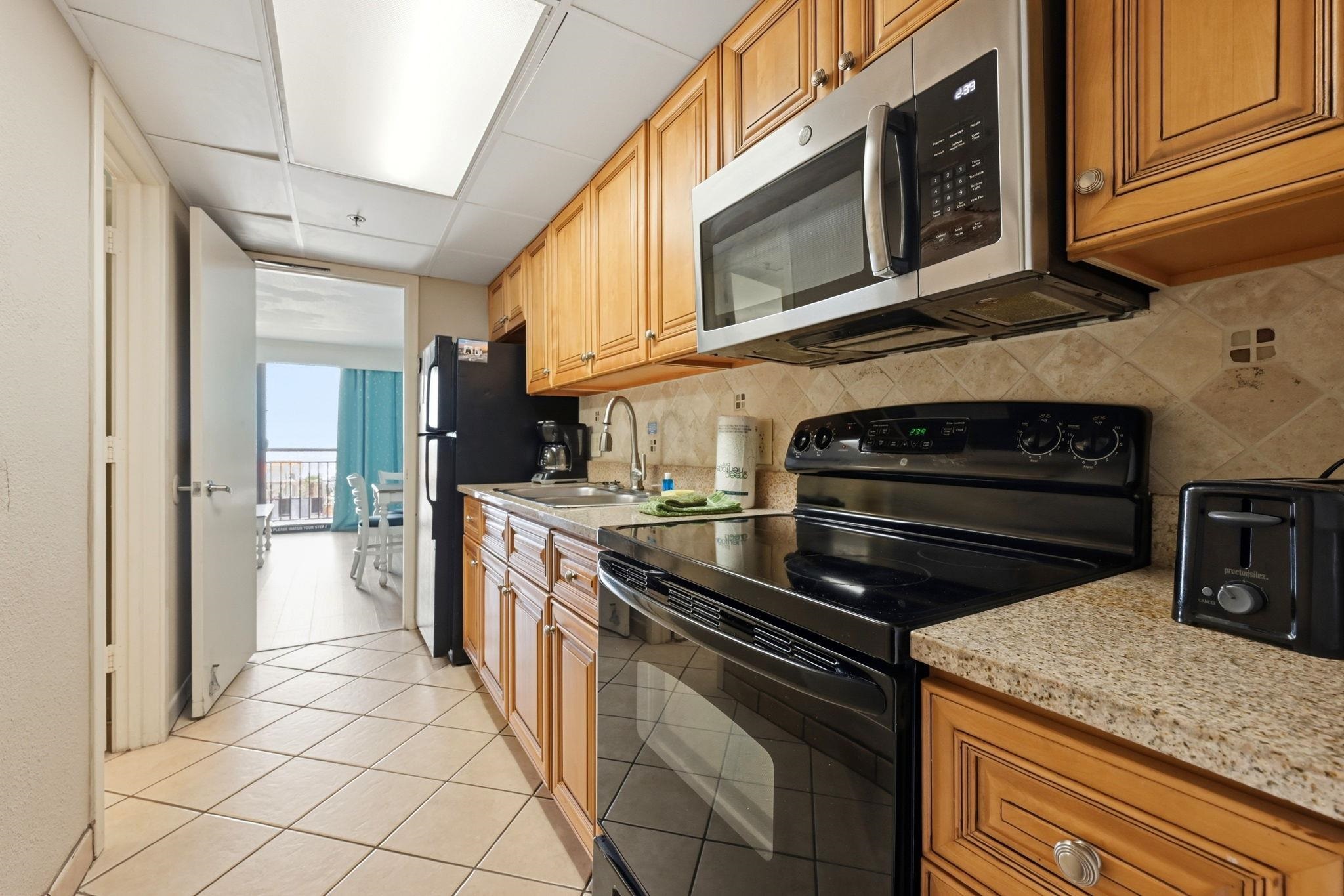 3000 N Ocean Blvd. Property Photo 10