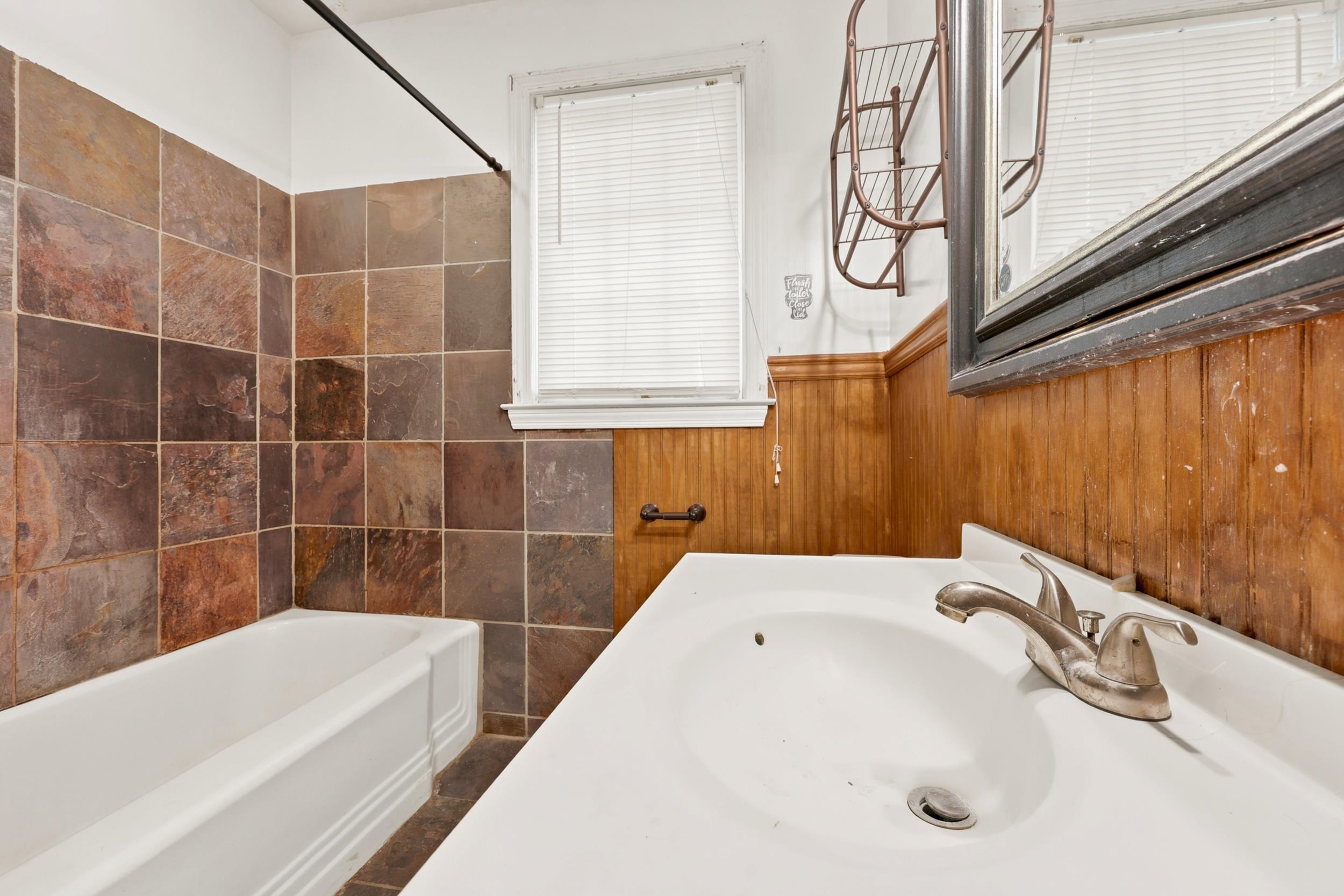 114 Brockington St. Property Photo 14