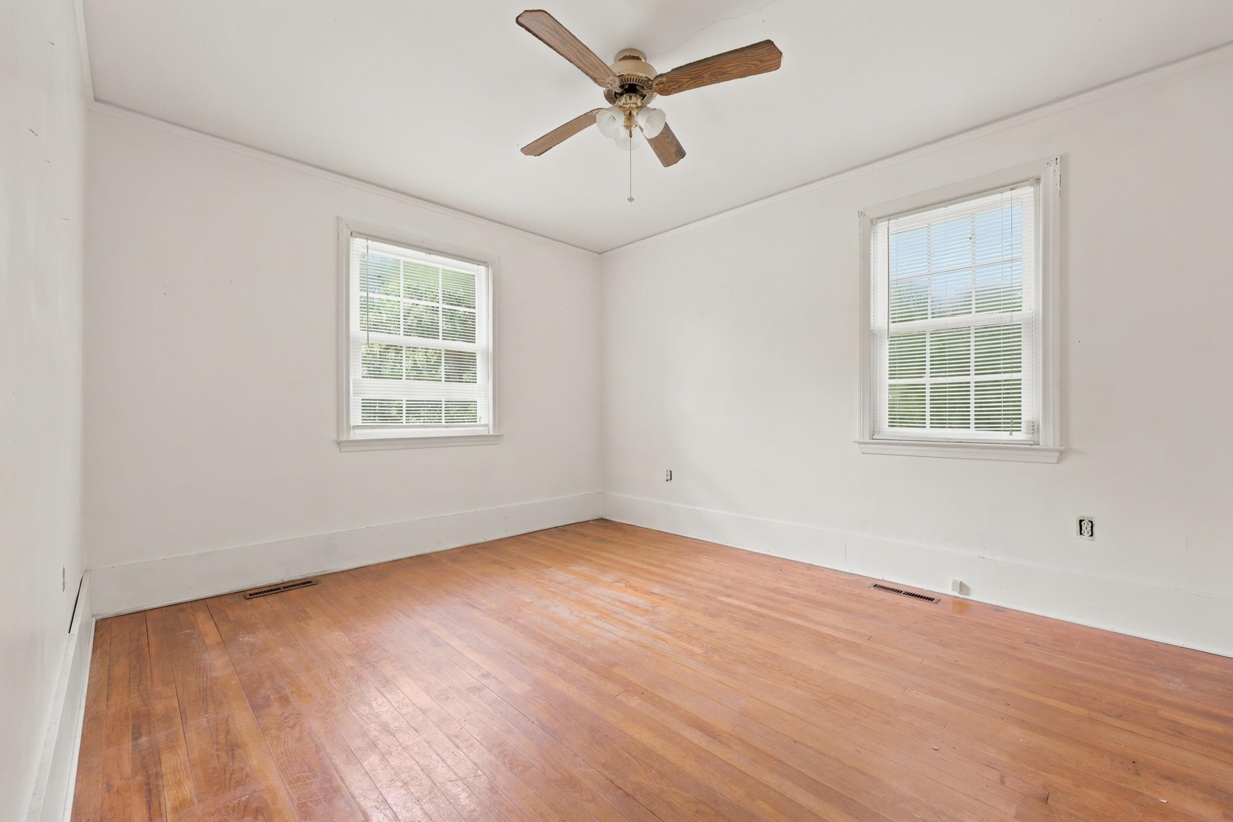 114 Brockington St. Property Photo 16
