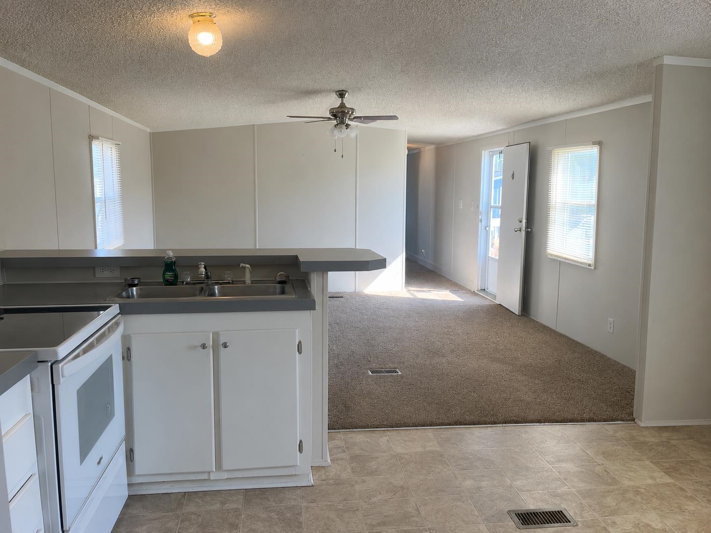 2000 Highway 15 Property Photo 7