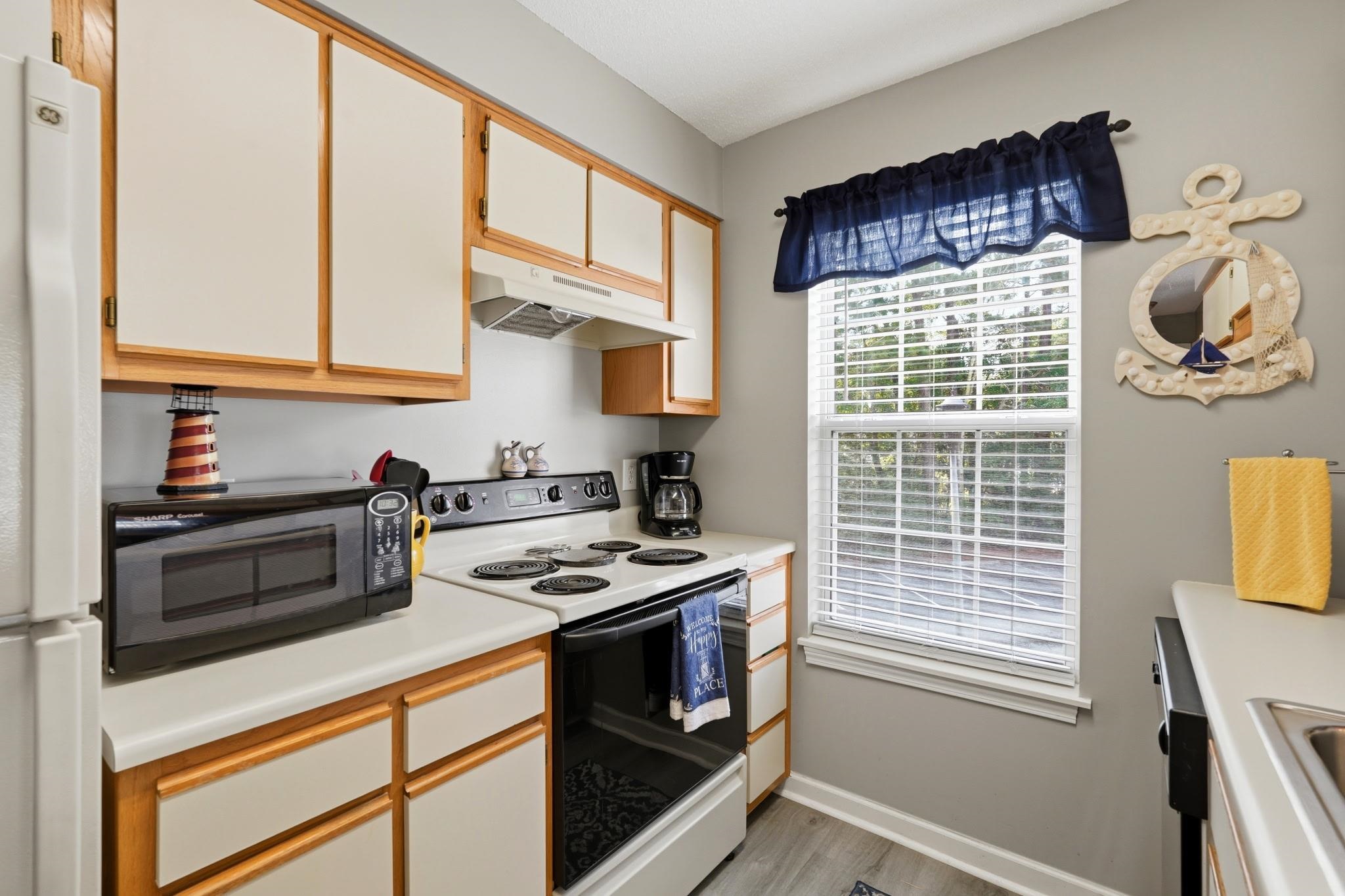 663 Woodmoor Circle Property Photo 8