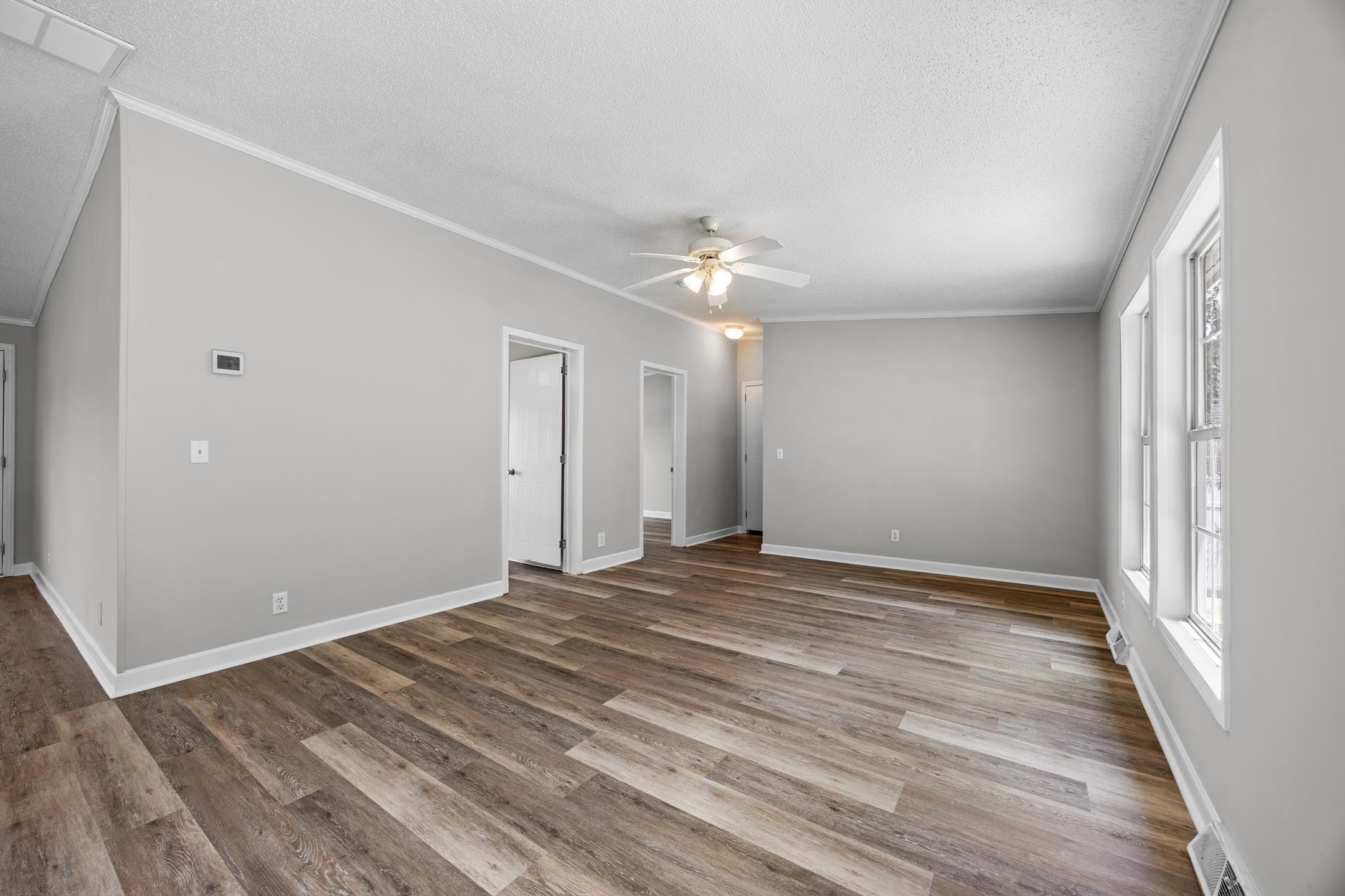 405 Overcrest St. Property Photo 13