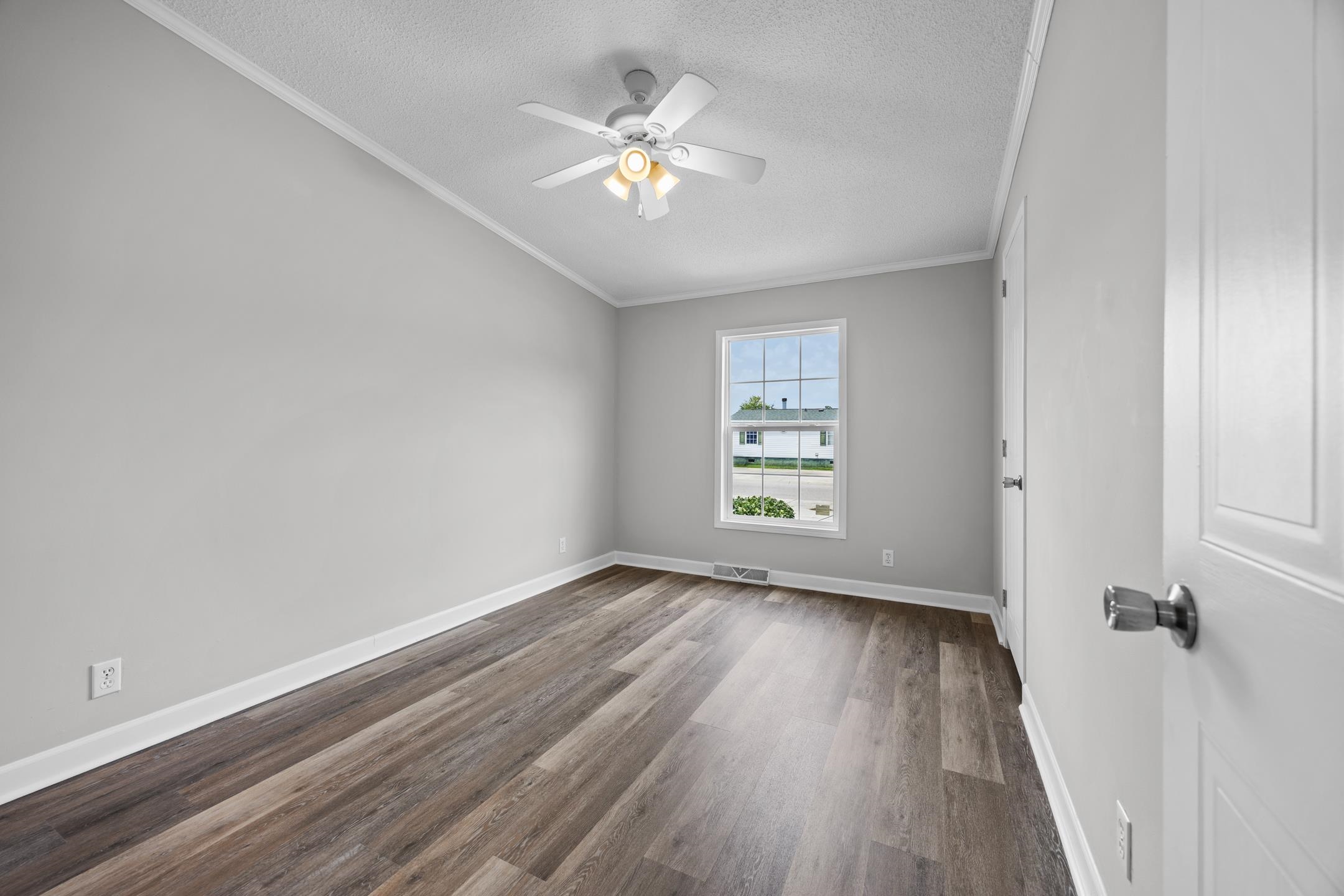 405 Overcrest St. Property Photo 29