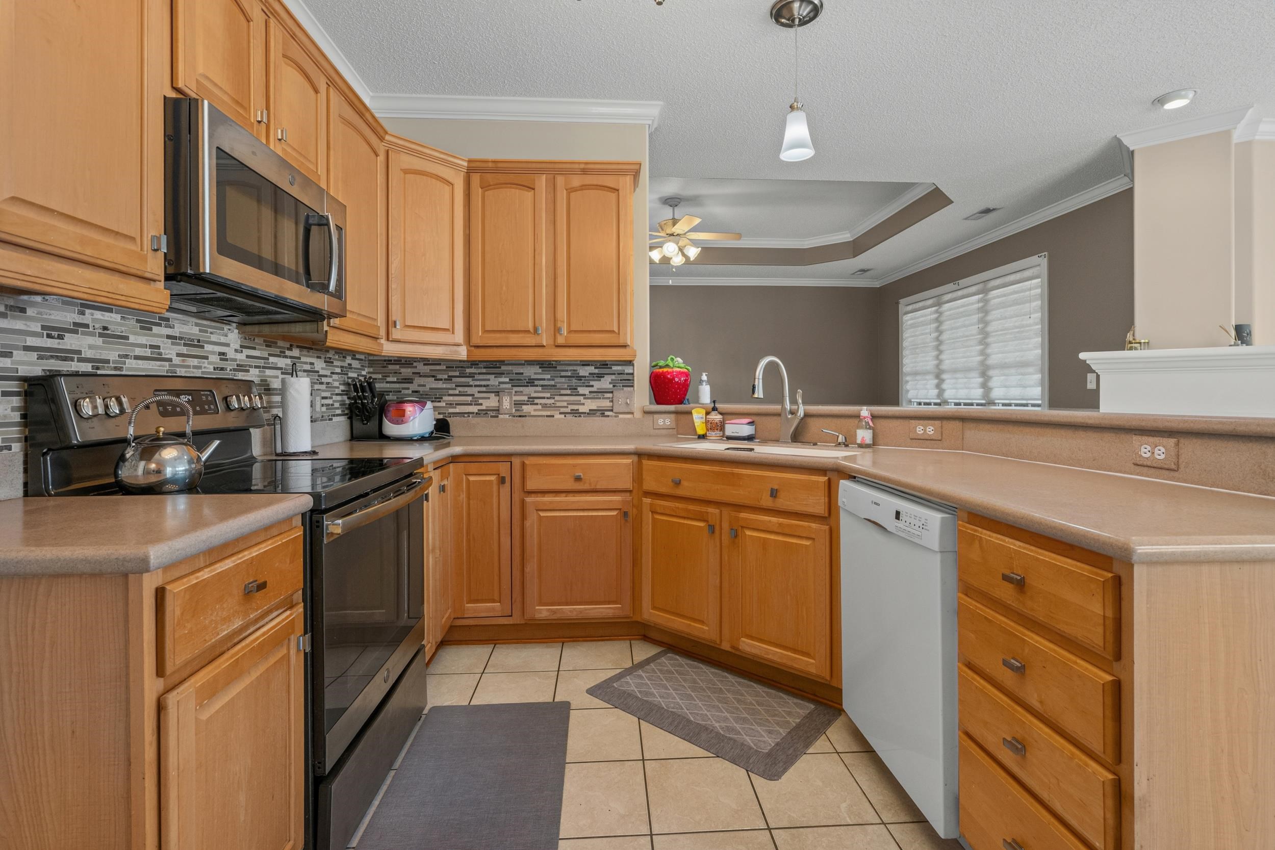 2452 Covington Dr. Property Photo 13