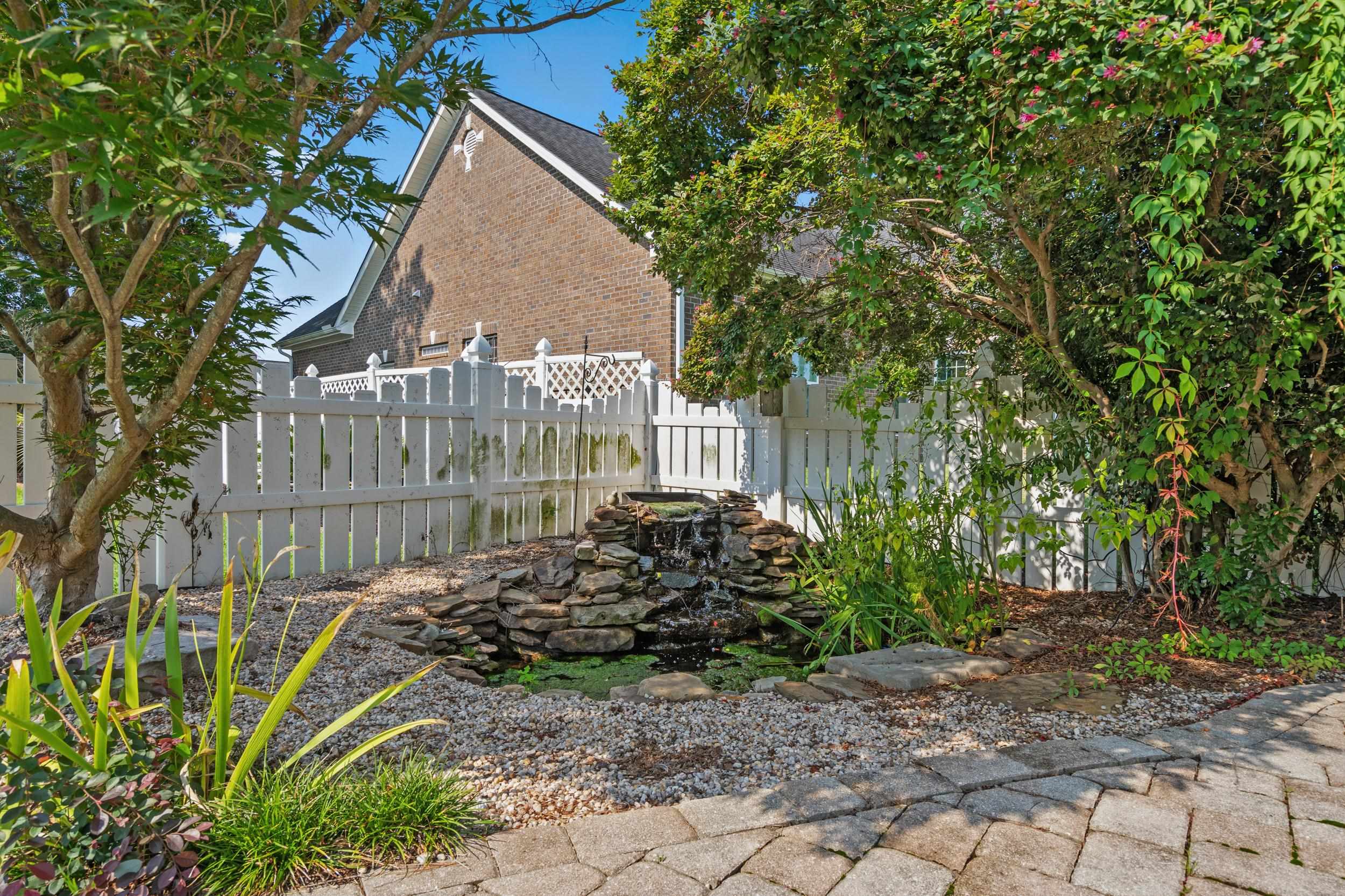 2452 Covington Dr. Property Photo 32